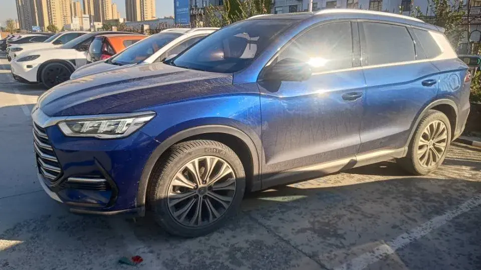 2022 BYD SONG thumbnail 2