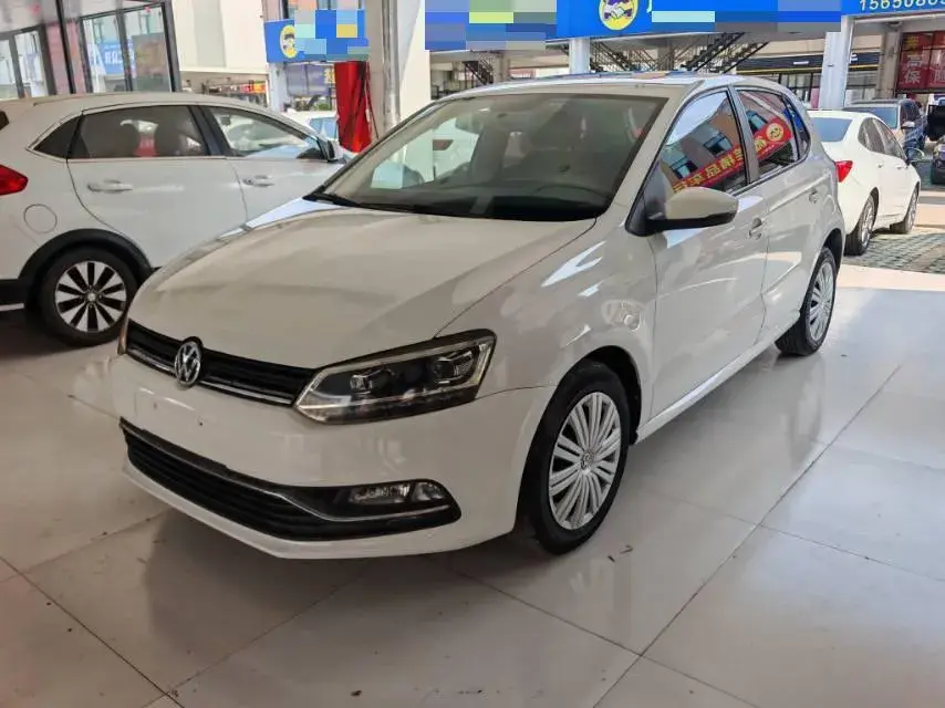 2018 VOLKSWAGEN POLO view 1