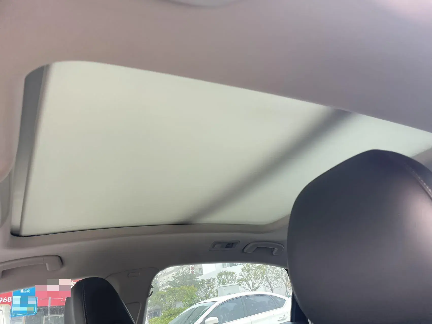 2019 VOLKSWAGEN PASSAT thumbnail 3