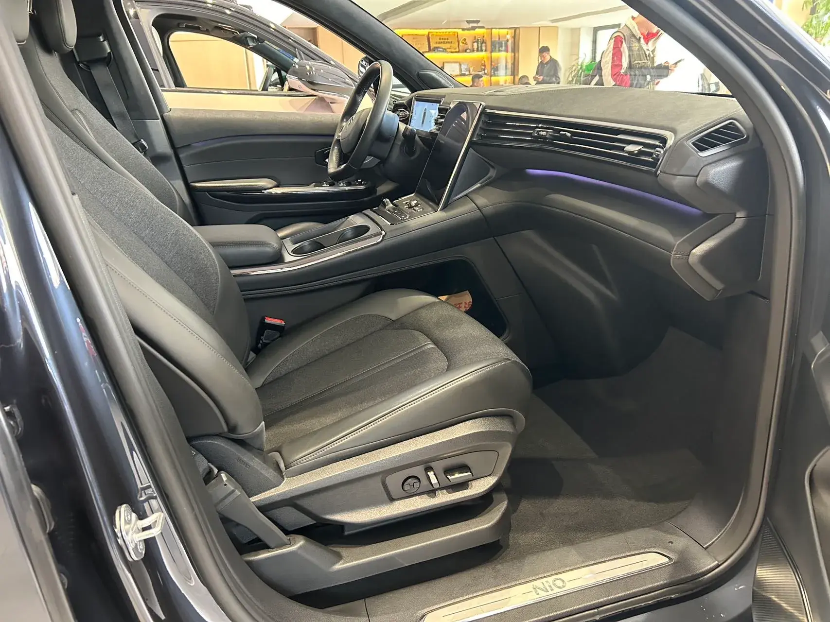 2020 NIO EC6 thumbnail 3