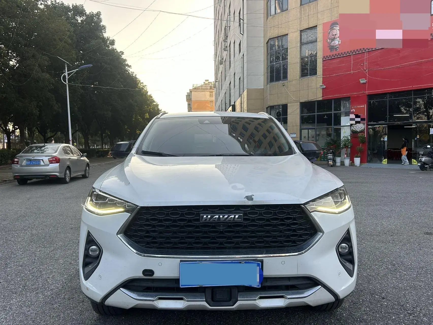 2019 HAVAL F7X thumbnail 2
