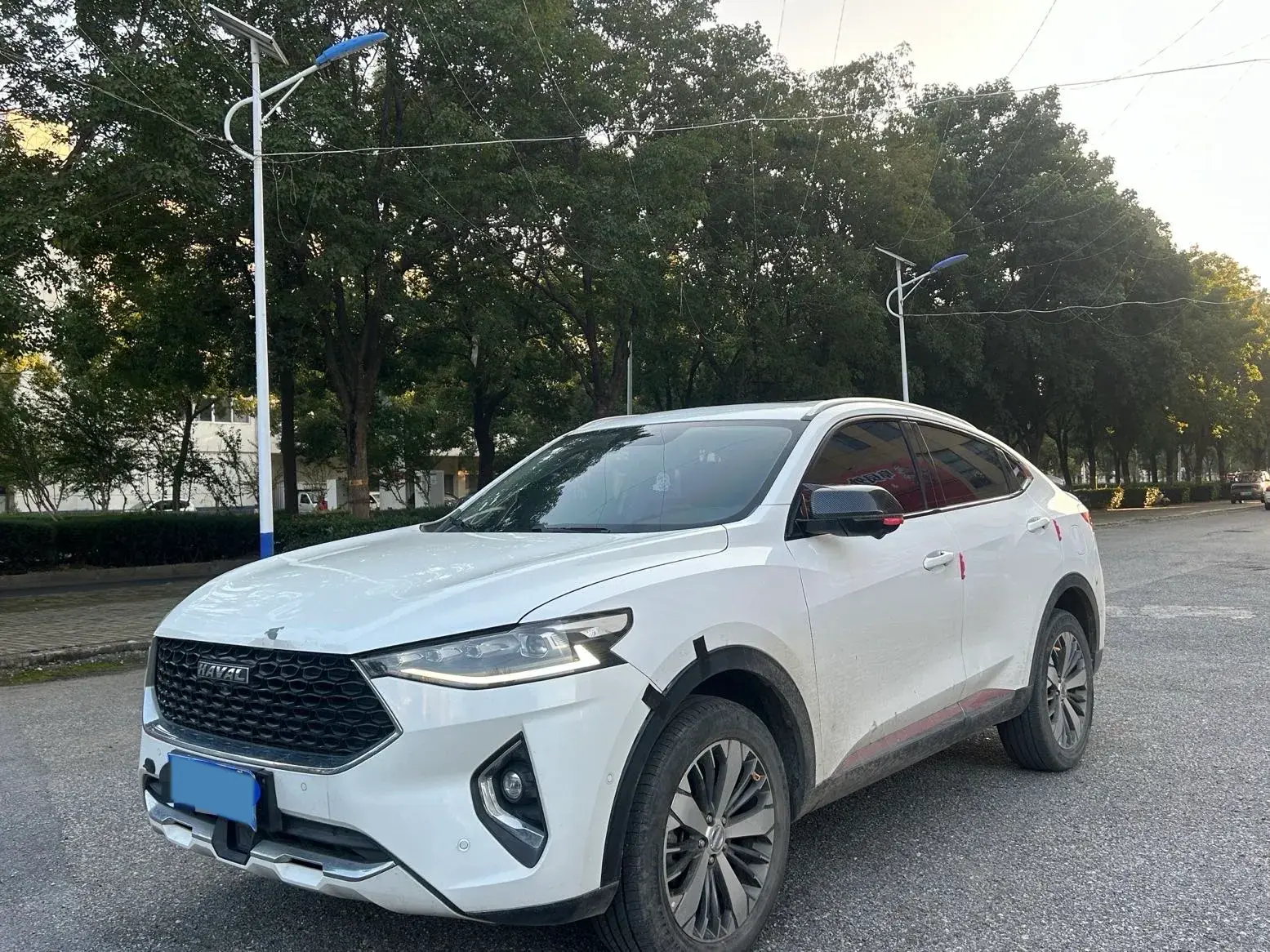 2019 HAVAL F7X view 1
