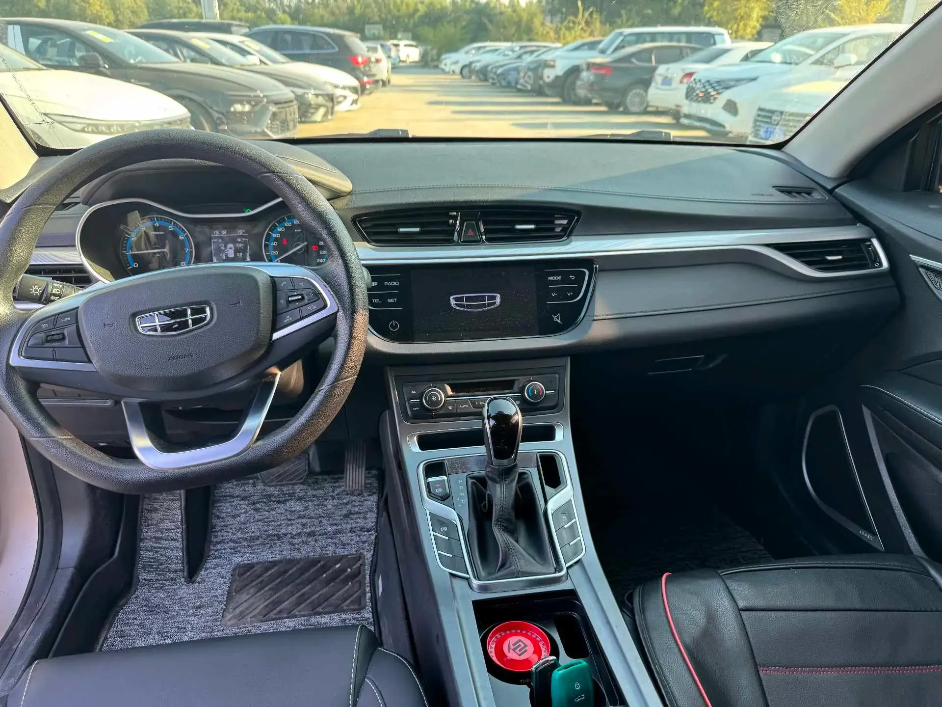 2020 GEELY EMGRAND thumbnail 4