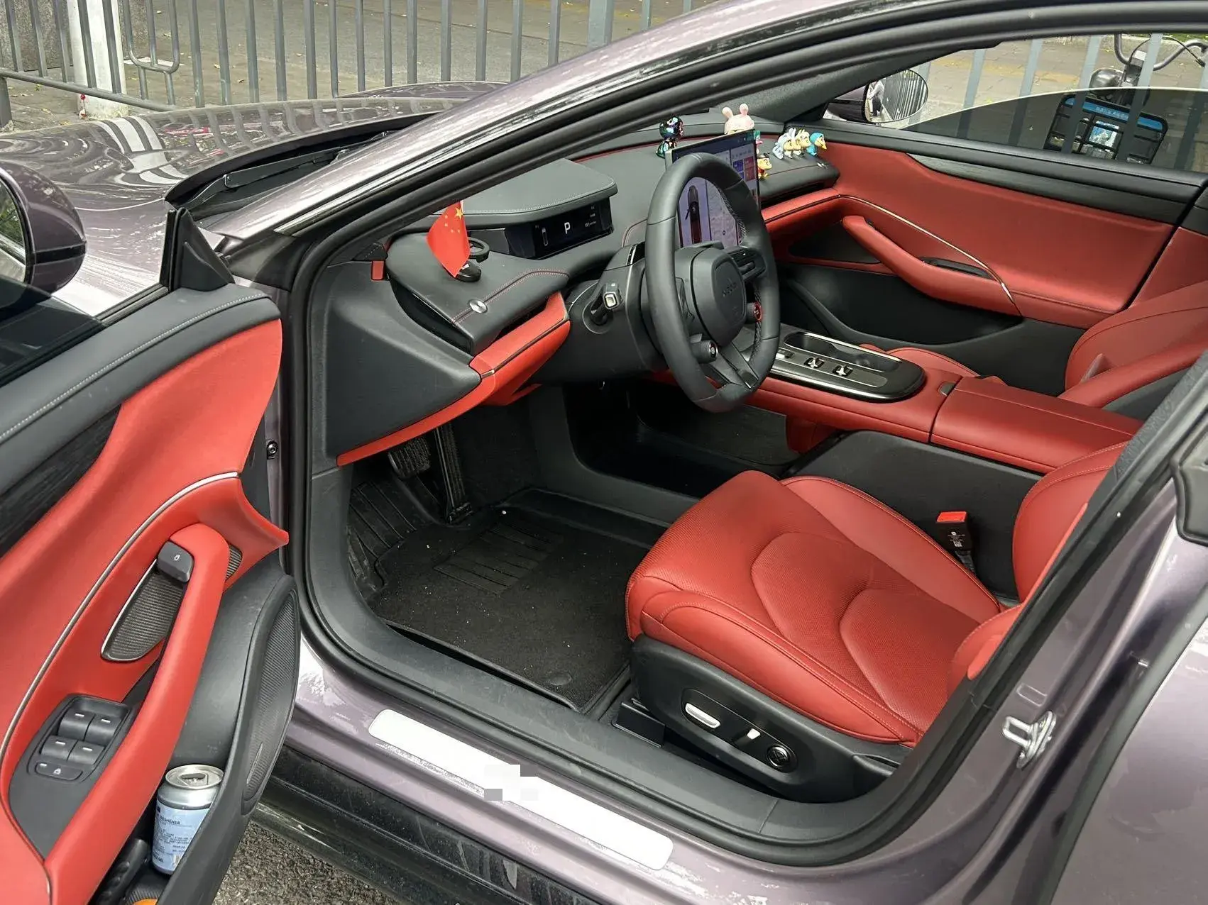 2024 MI SU7 thumbnail 3