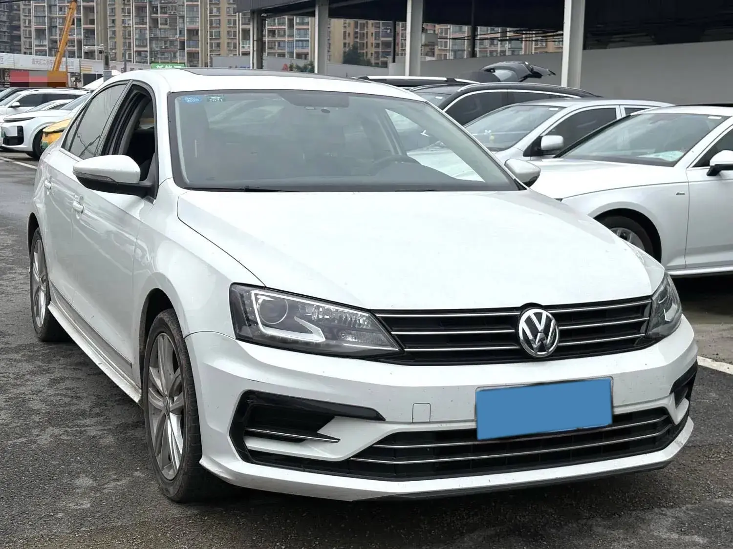 2018 VOLKSWAGEN SAGITAR thumbnail 3