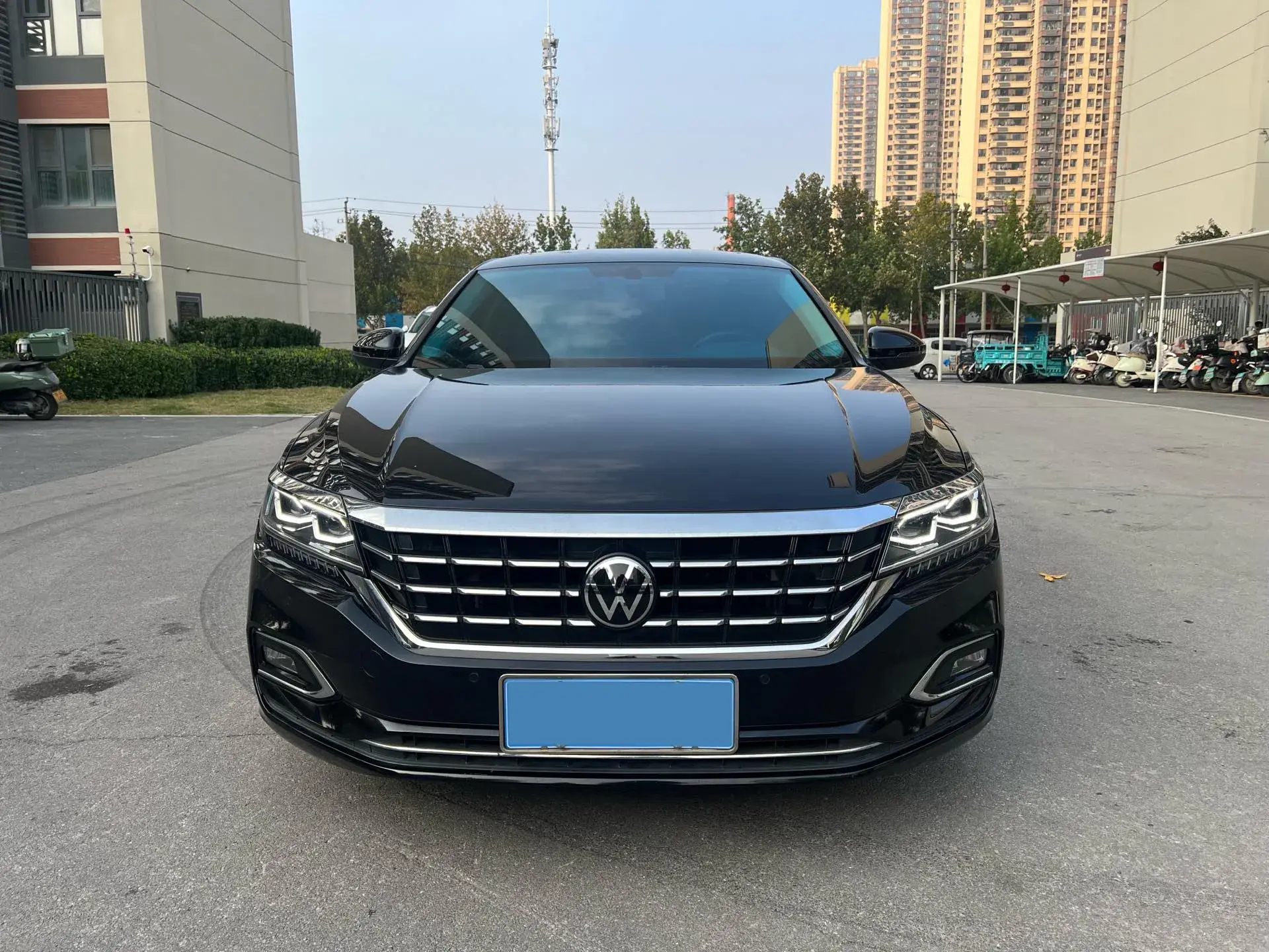 2020 VOLKSWAGEN PASSAT thumbnail 2