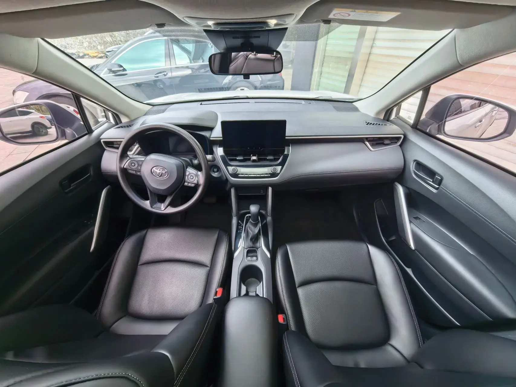 2023 TOYOTA COROLLA thumbnail 2