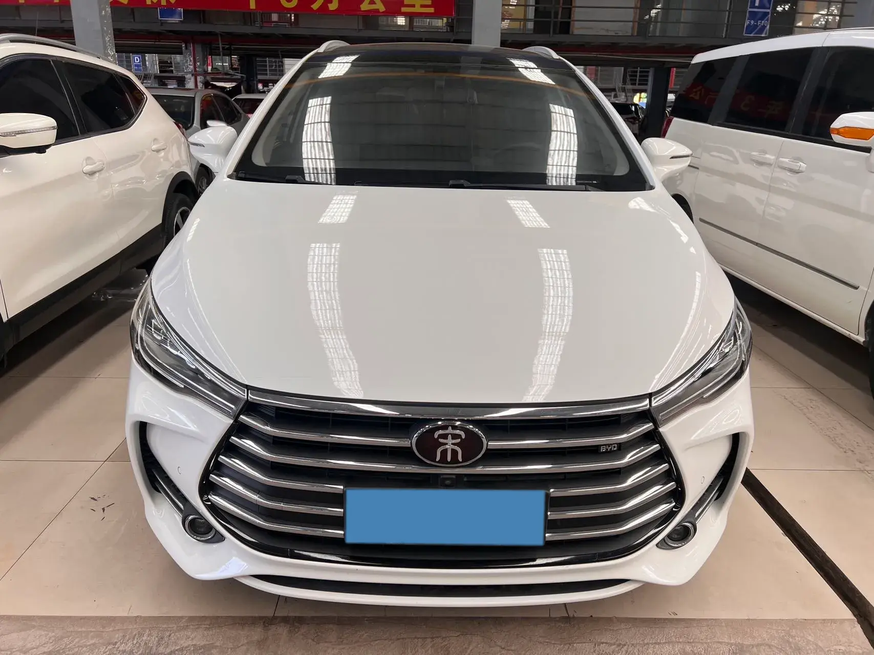 2018 BYD SONG thumbnail 3