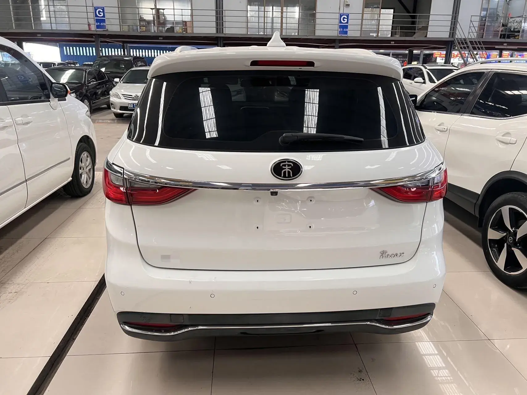 2018 BYD SONG thumbnail 4