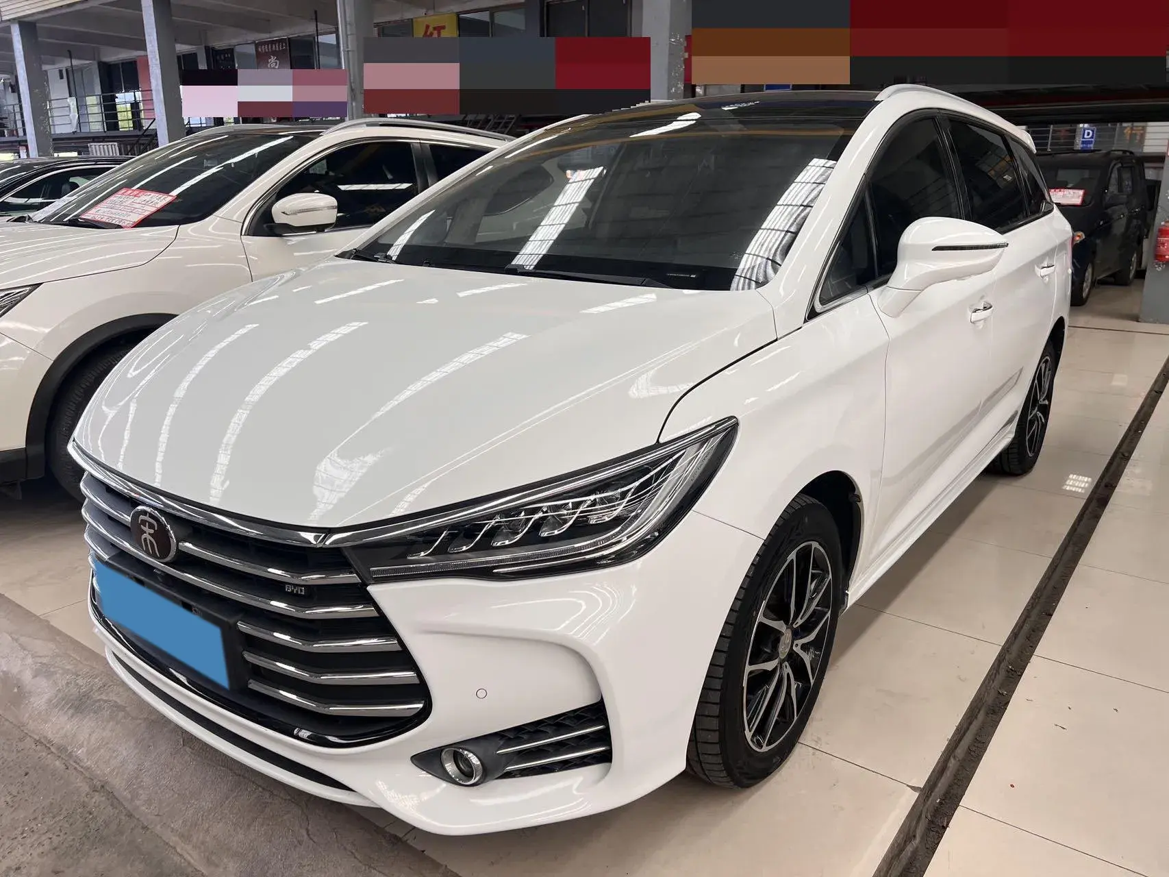 2018 BYD SONG view 1
