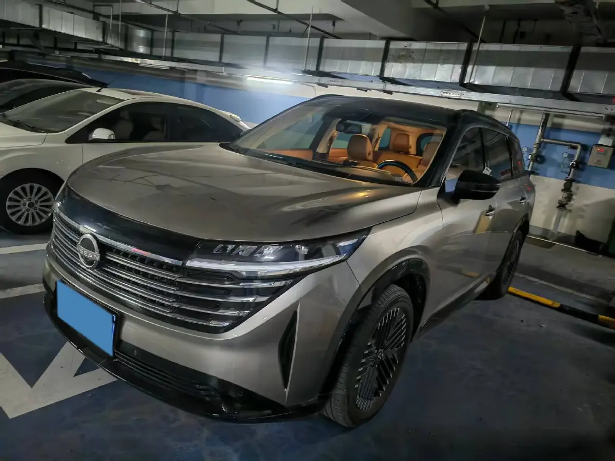 2024 Nissan Pathfinder 2.0T 252HP L4 9AT