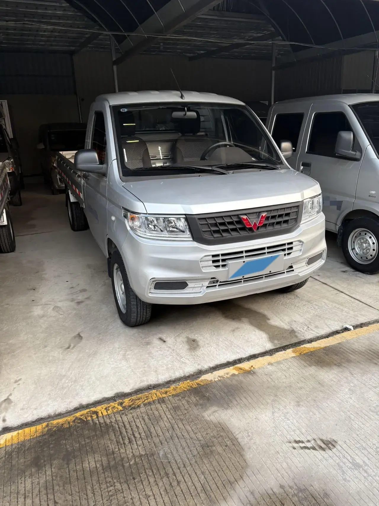 2023 WULING RONGGUANG thumbnail 2