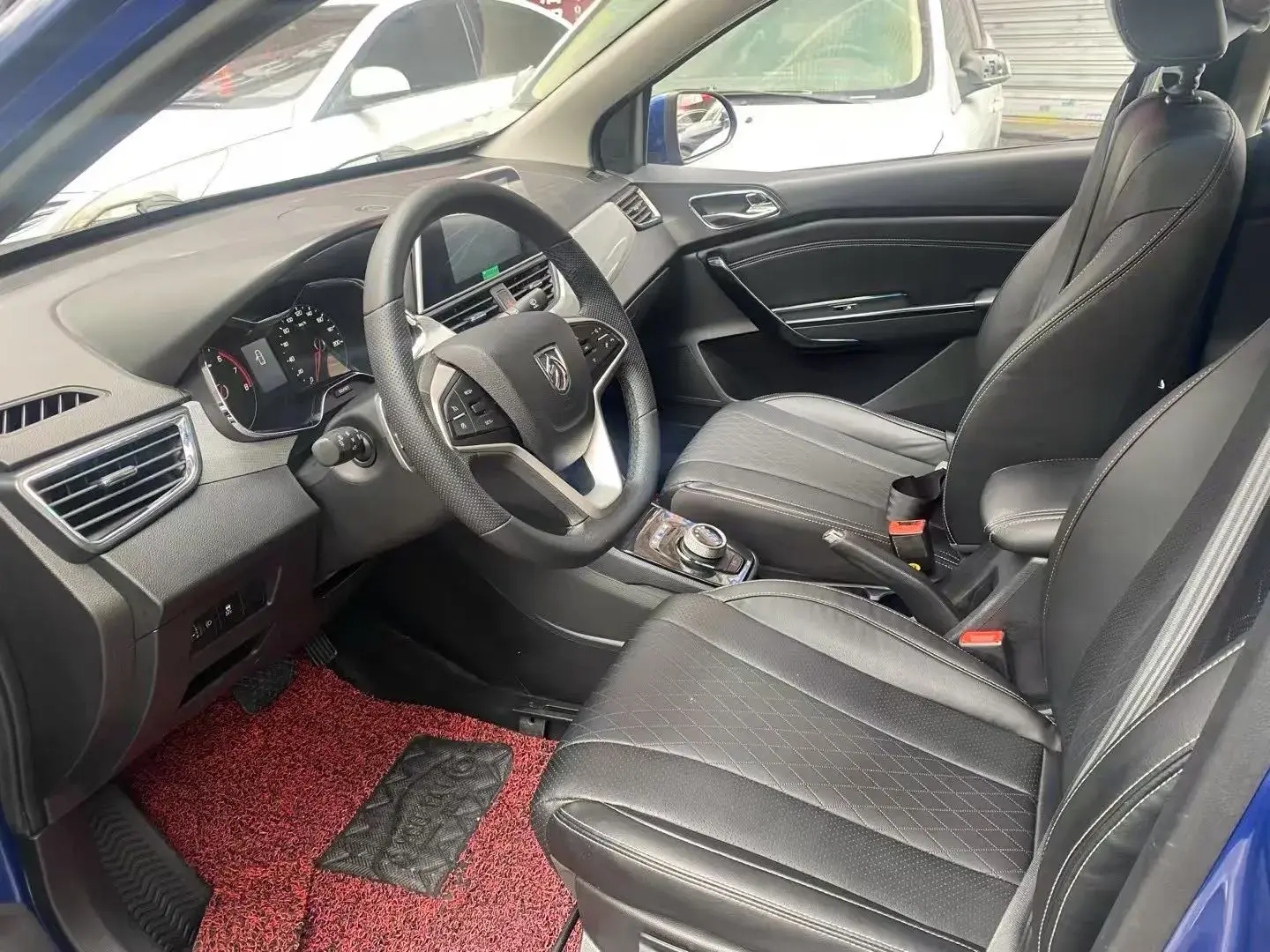 2018 BAOJUN 530 thumbnail 3