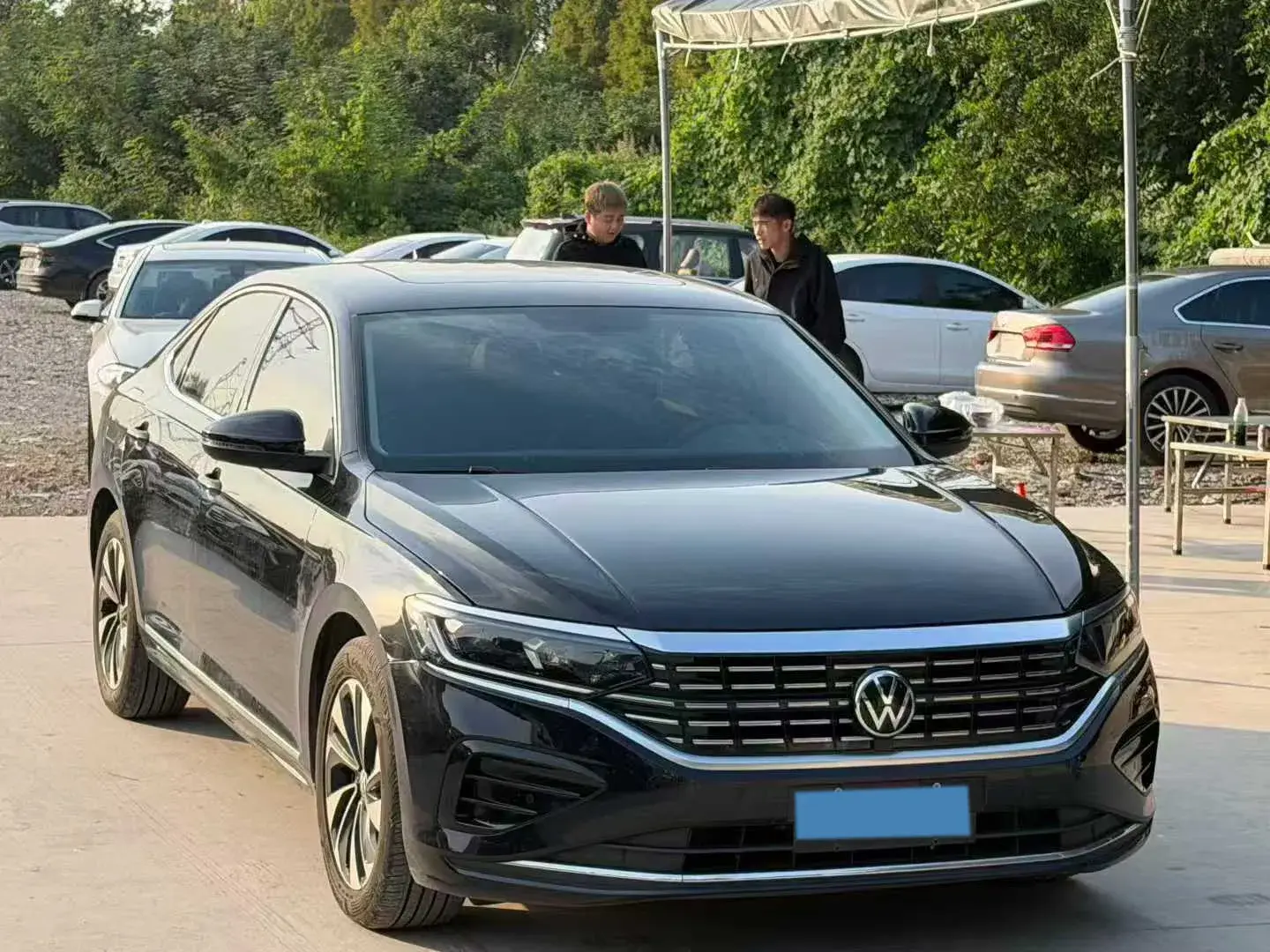 2022 VOLKSWAGEN PASSAT thumbnail 3