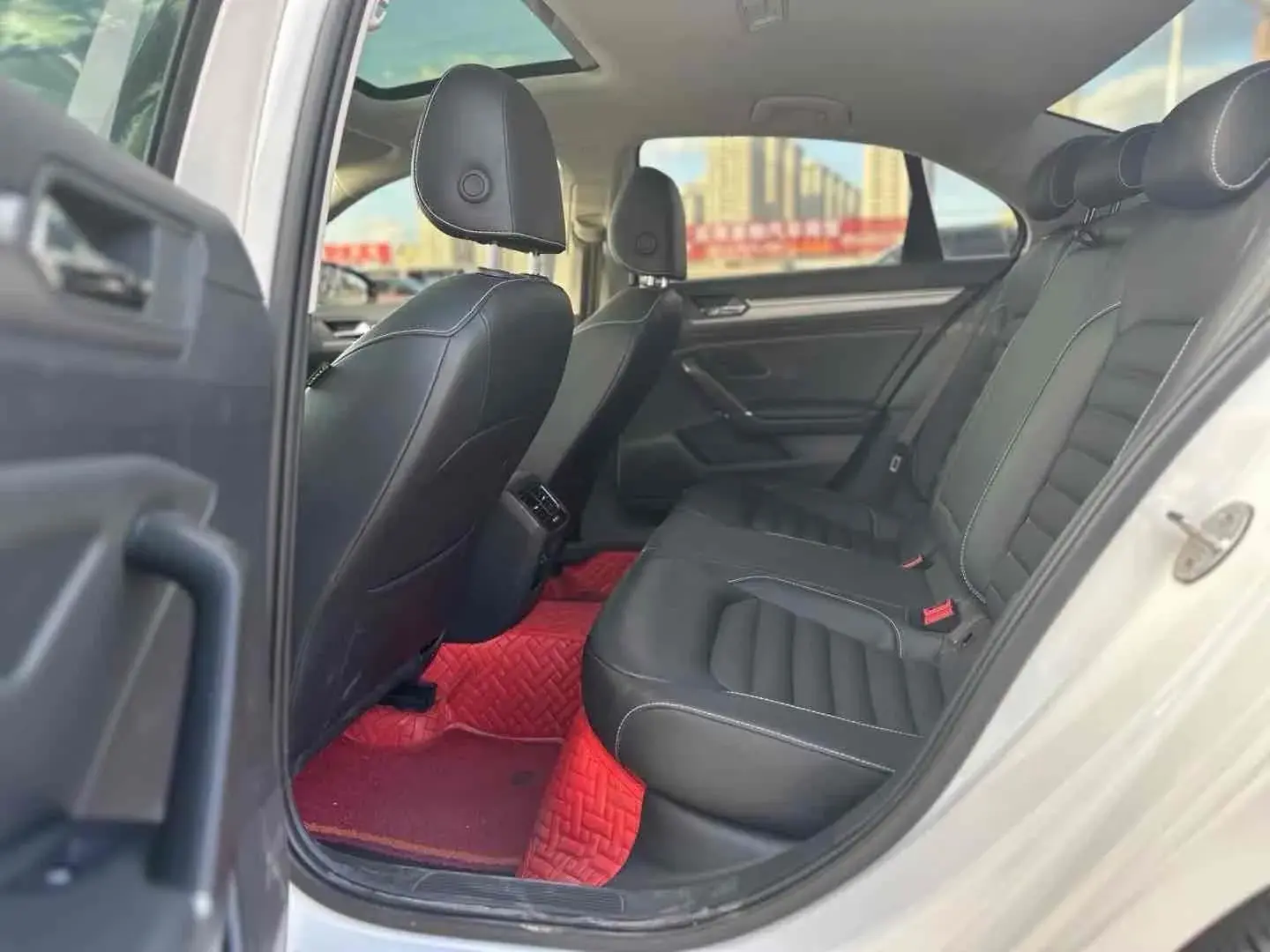 2021 VOLKSWAGEN LAMANDO thumbnail 4