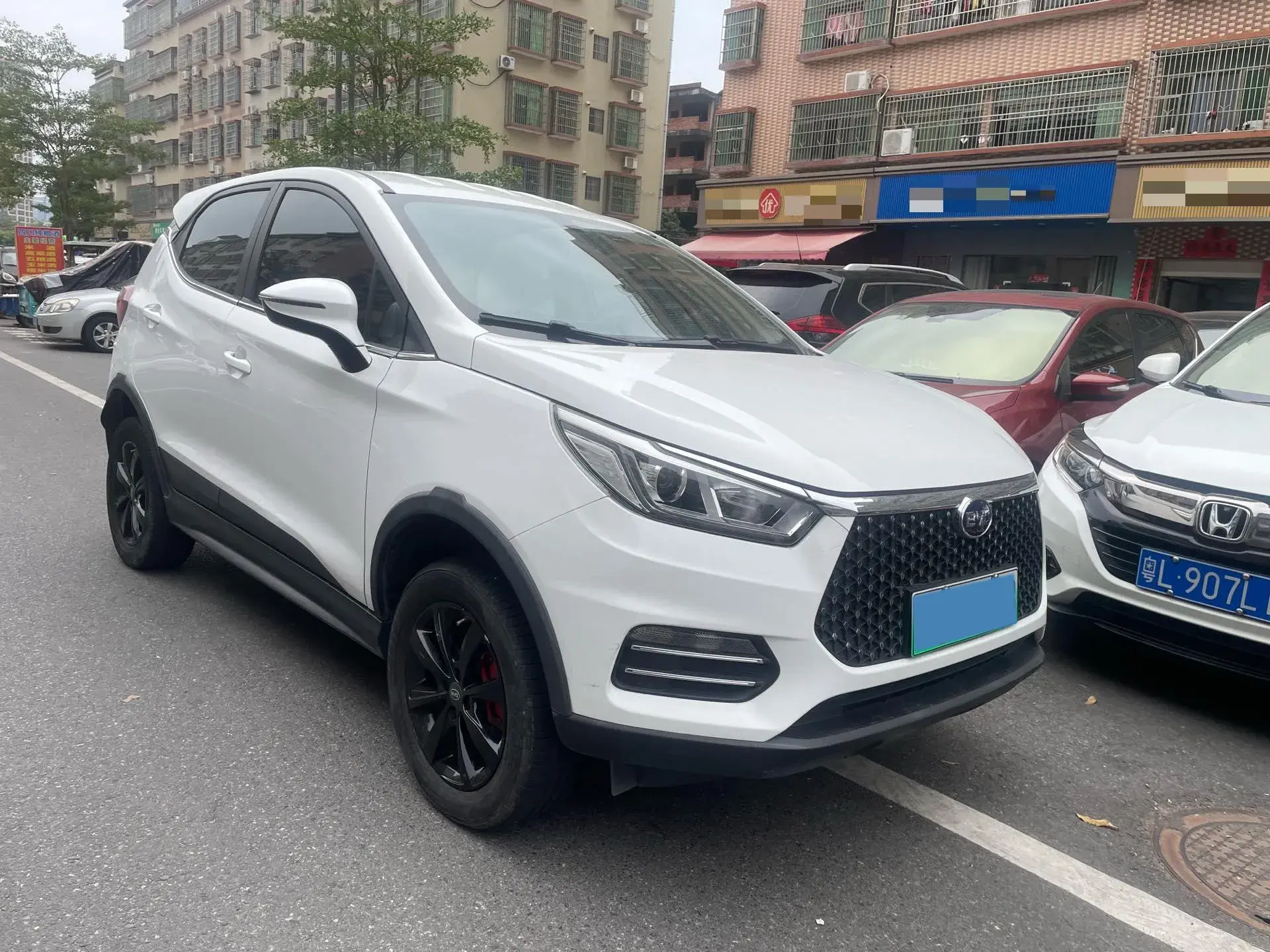 2019 BYD S2 thumbnail 2