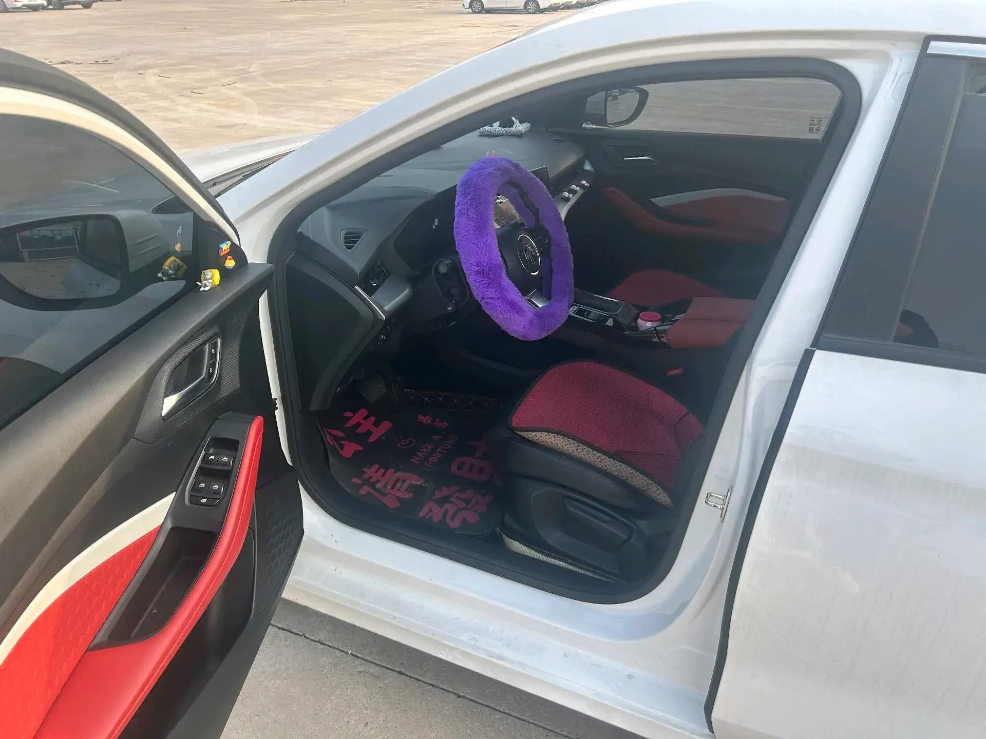 2023 MG 5 thumbnail 4