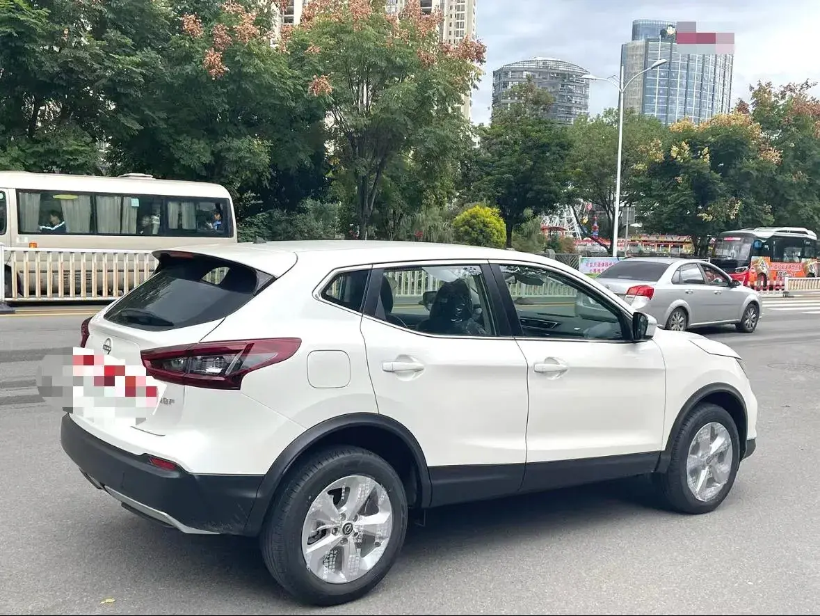 2023 NISSAN QASHQAI thumbnail 3