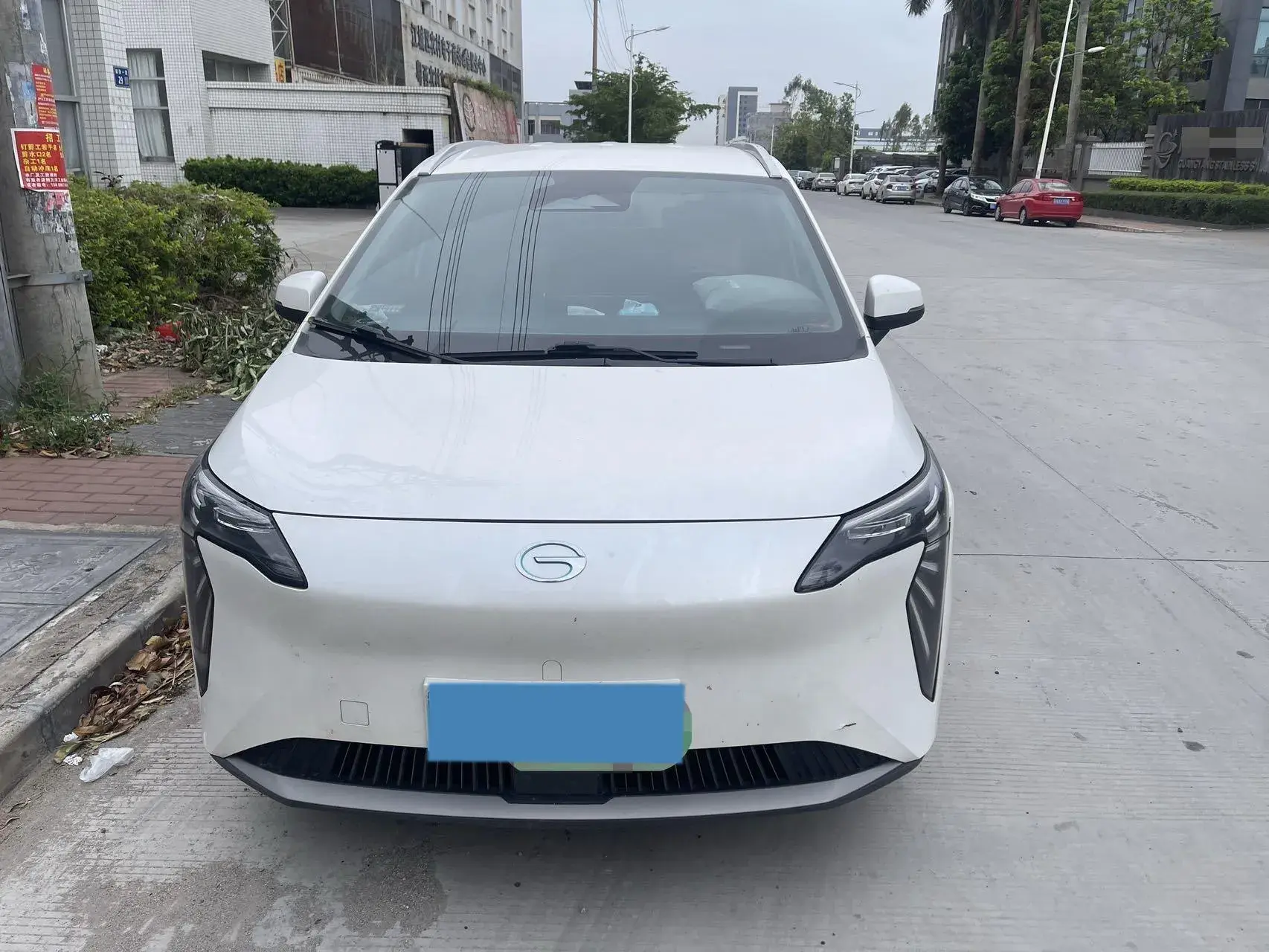 2023 AION Y thumbnail 2