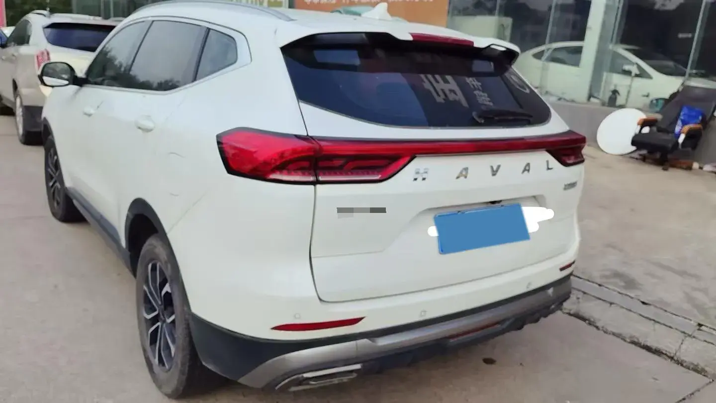 2021 HAVAL H6 thumbnail 2