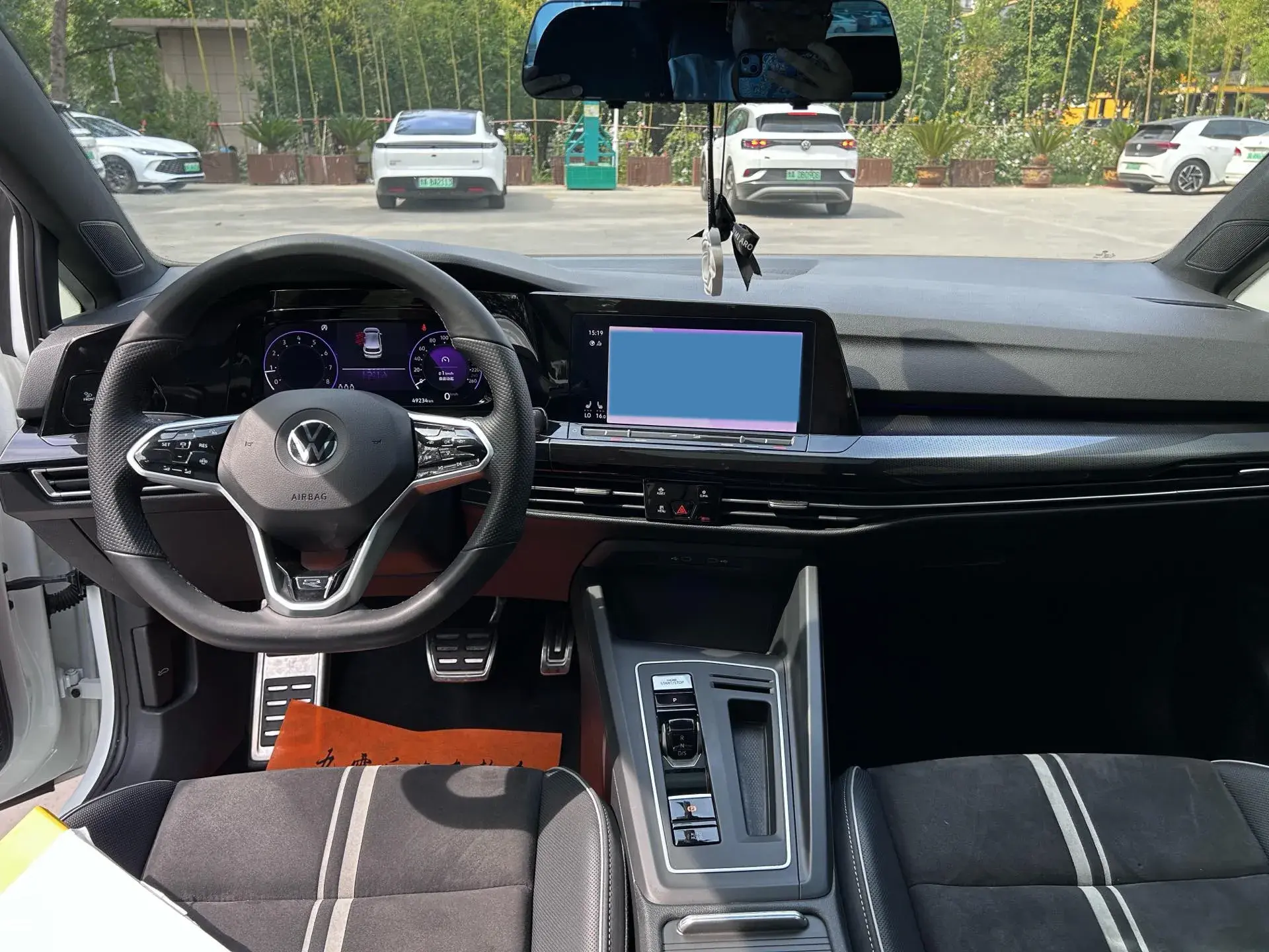 2021 VOLKSWAGEN GOLF thumbnail 4