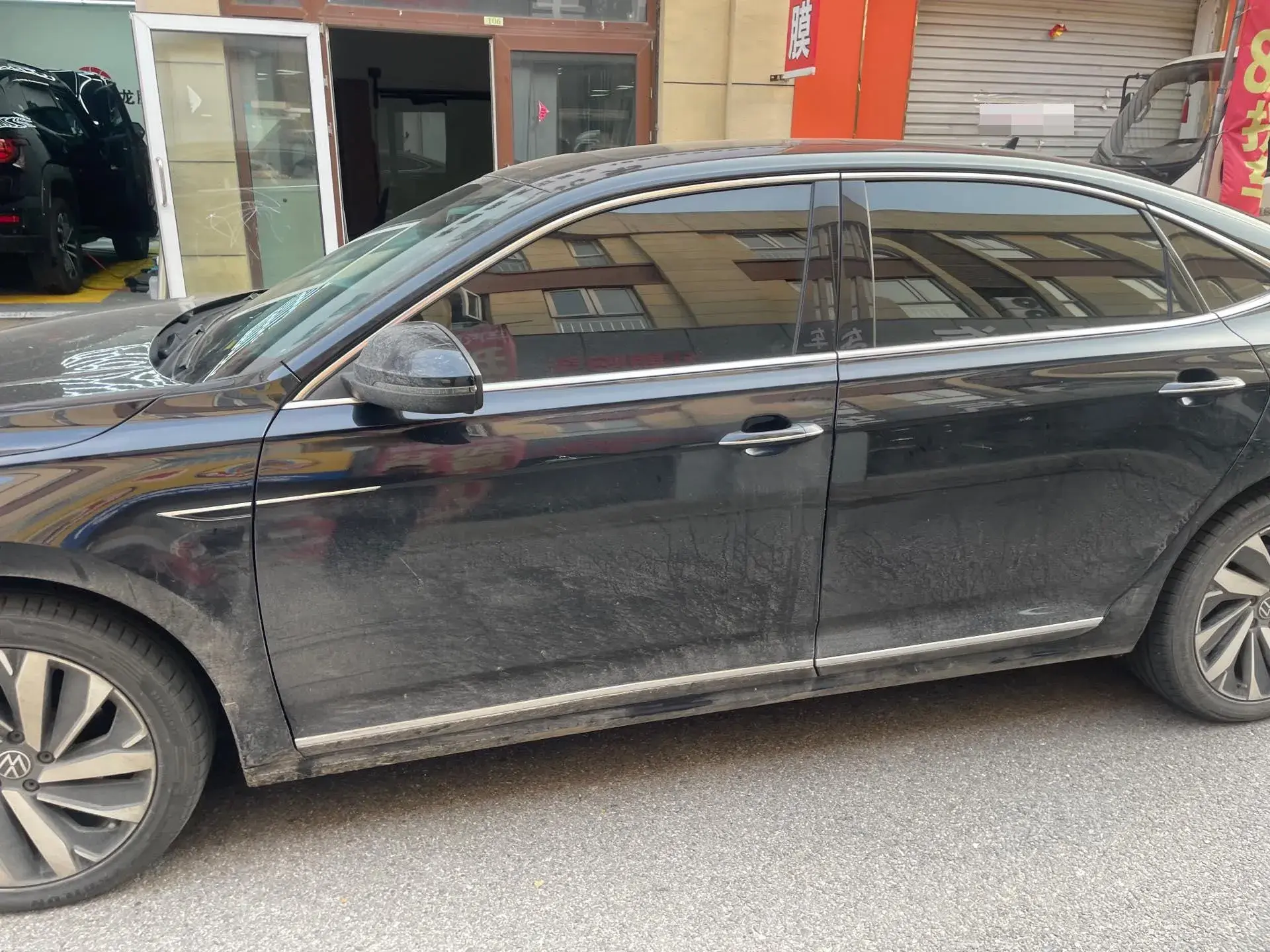 2022 VOLKSWAGEN PASSAT thumbnail 3