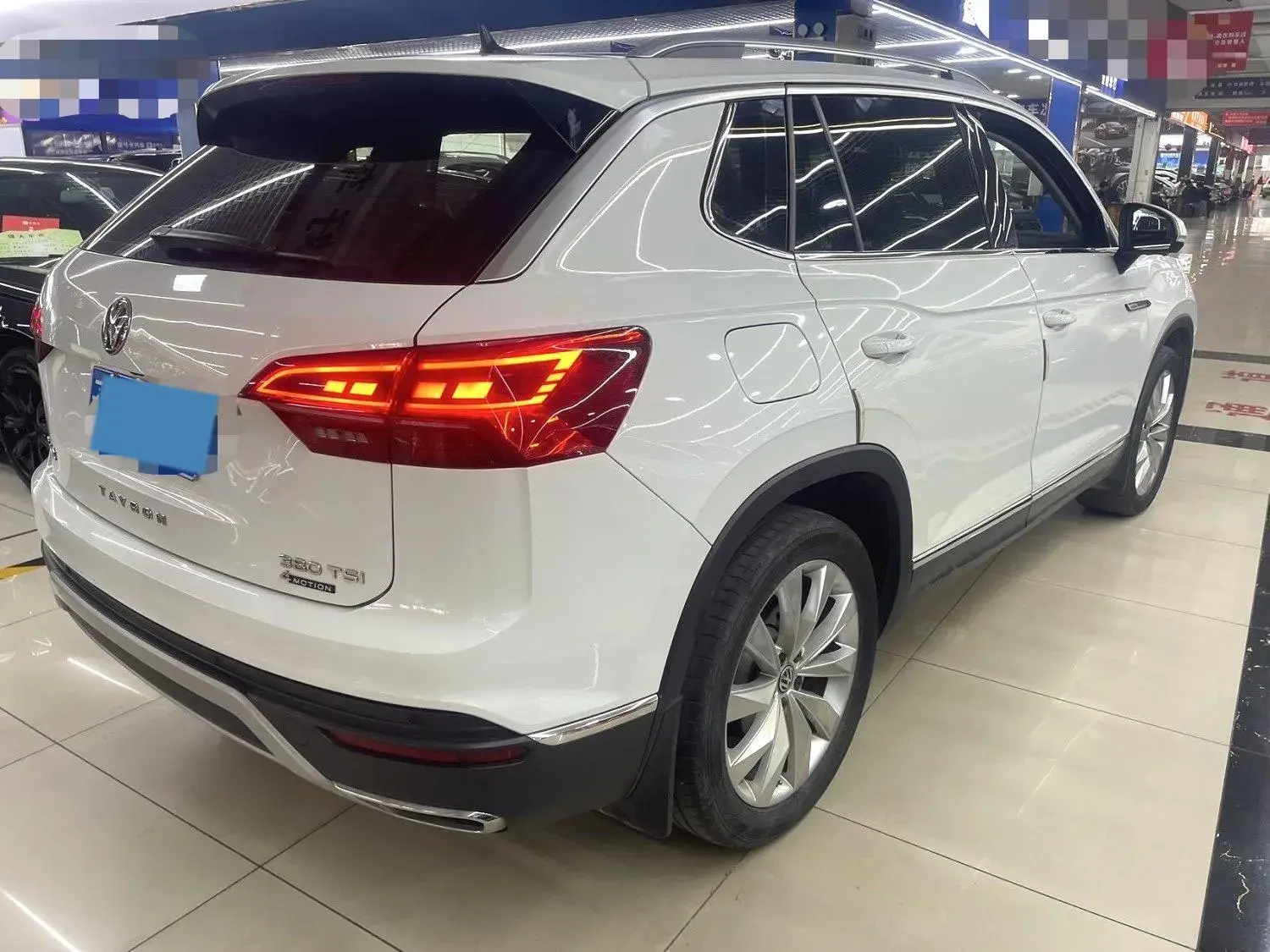 2021 VOLKSWAGEN TAYRON thumbnail 4