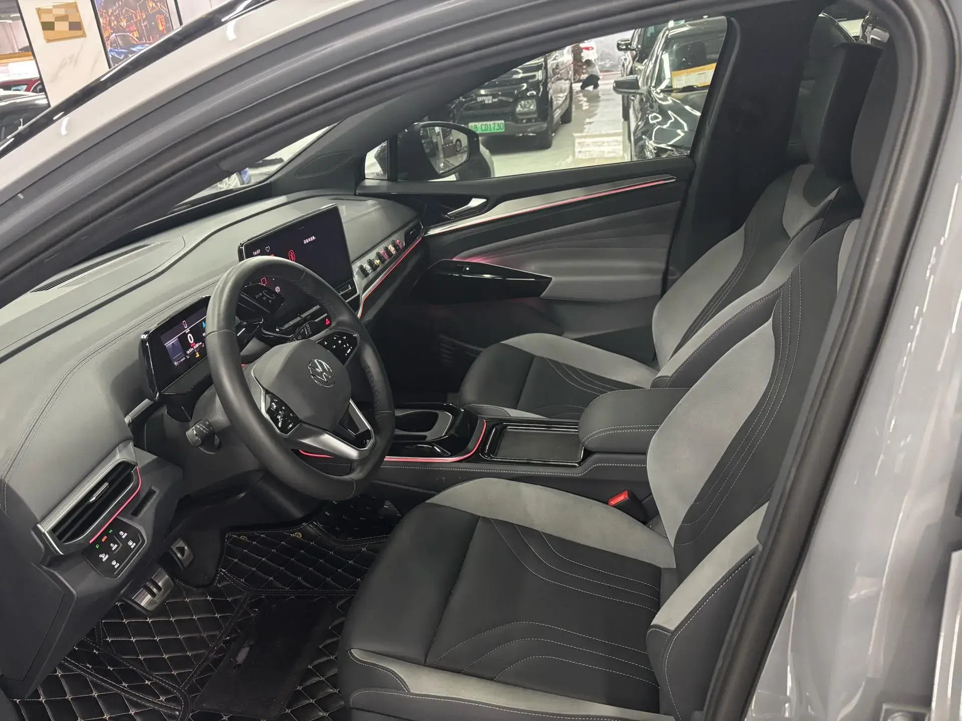 2022 VOLKSWAGEN ID.4 thumbnail 2