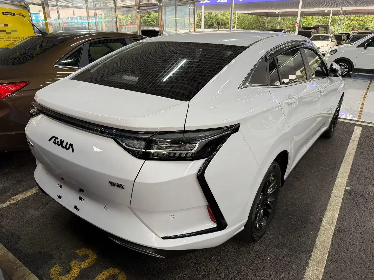 2025 DONGFENG AEOLUS thumbnail 2