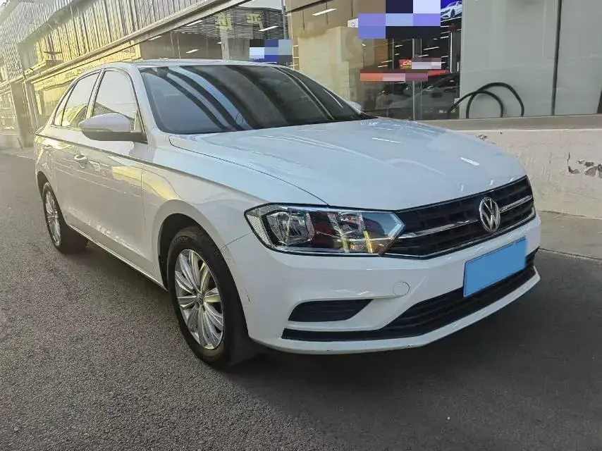2019 VOLKSWAGEN BORA thumbnail 3