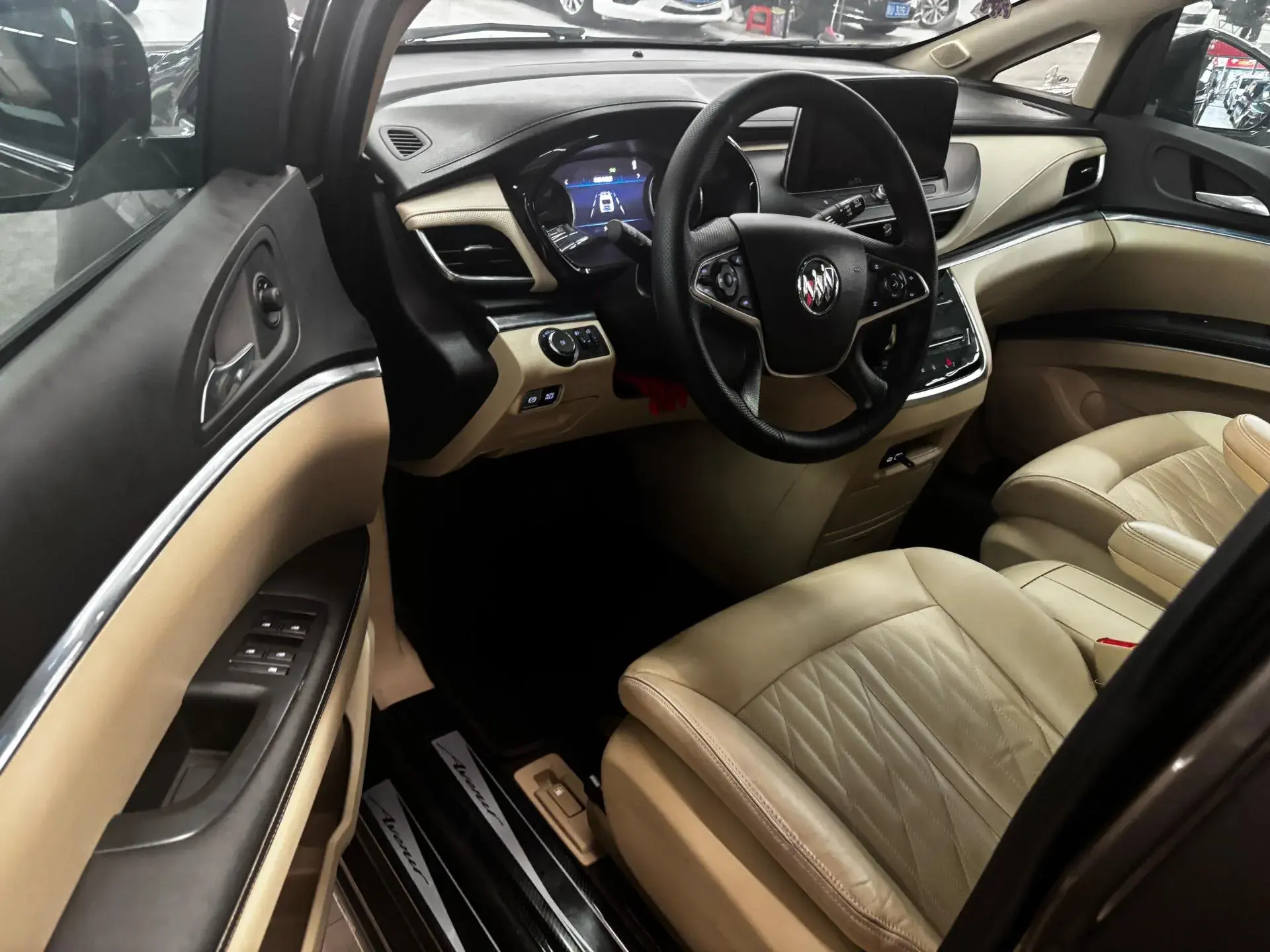 2023 BUICK GL8 thumbnail 2