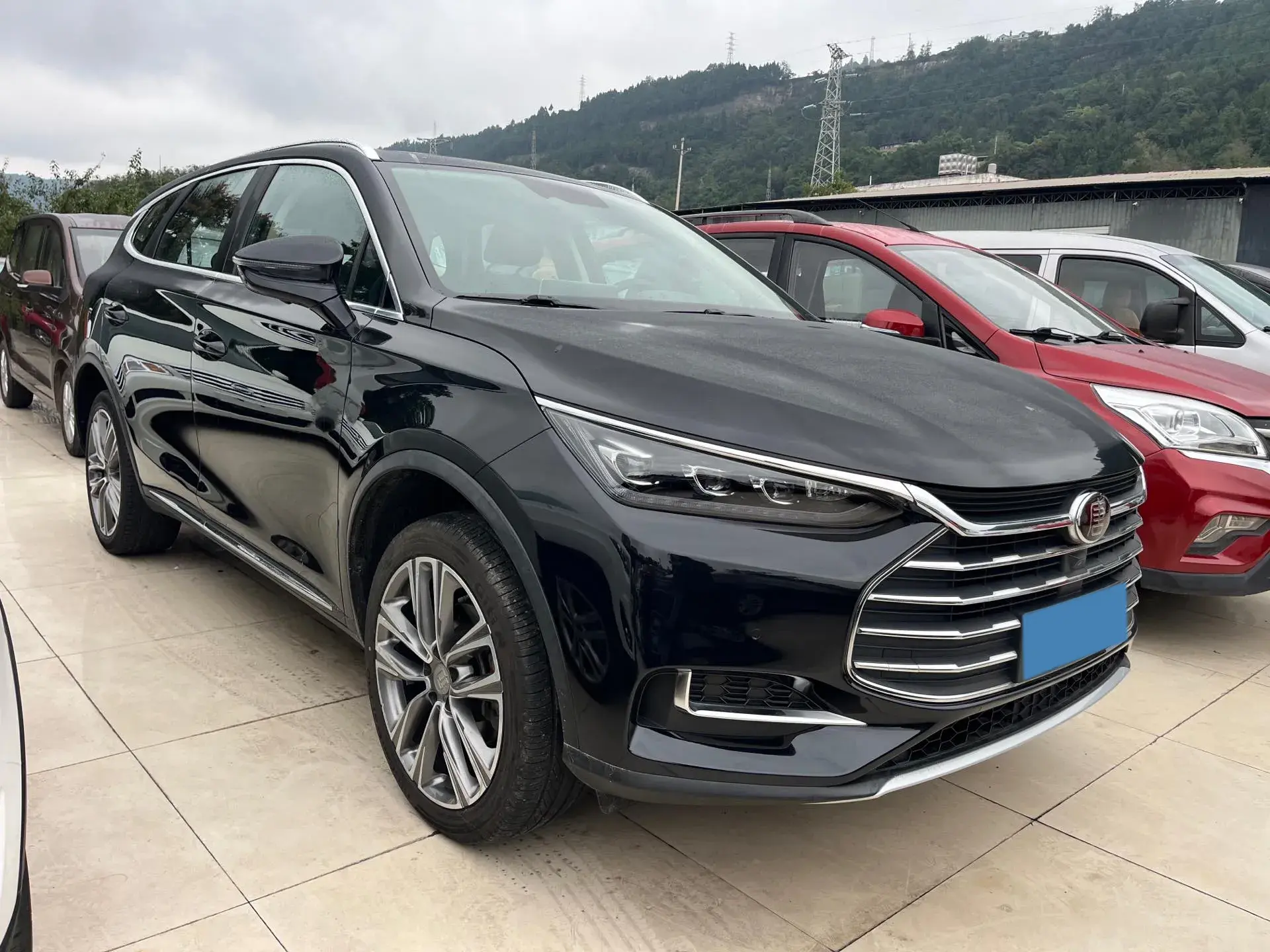 2019 BYD TANG thumbnail 3