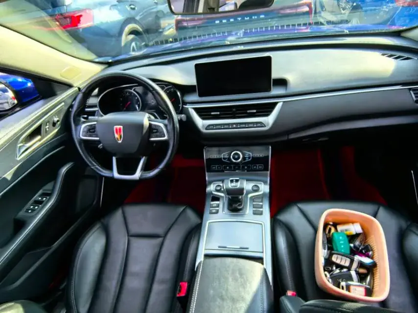 2020 HONGQI H5 thumbnail 4