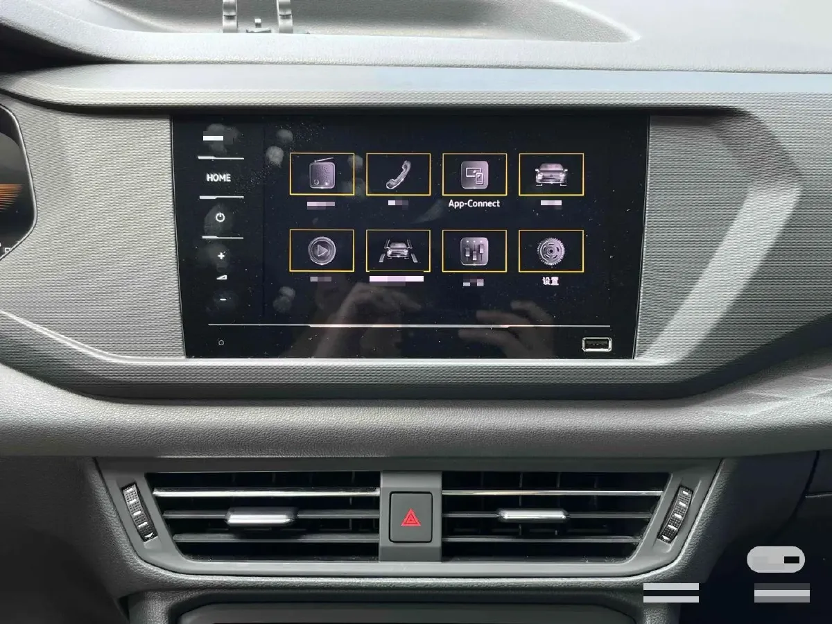 2017 Volkswagen Touareg 3.0T 320HP V6 8AT,autocango,china used car exporter,china ev exporter,chinese used car exporter,chinese used ev exporter