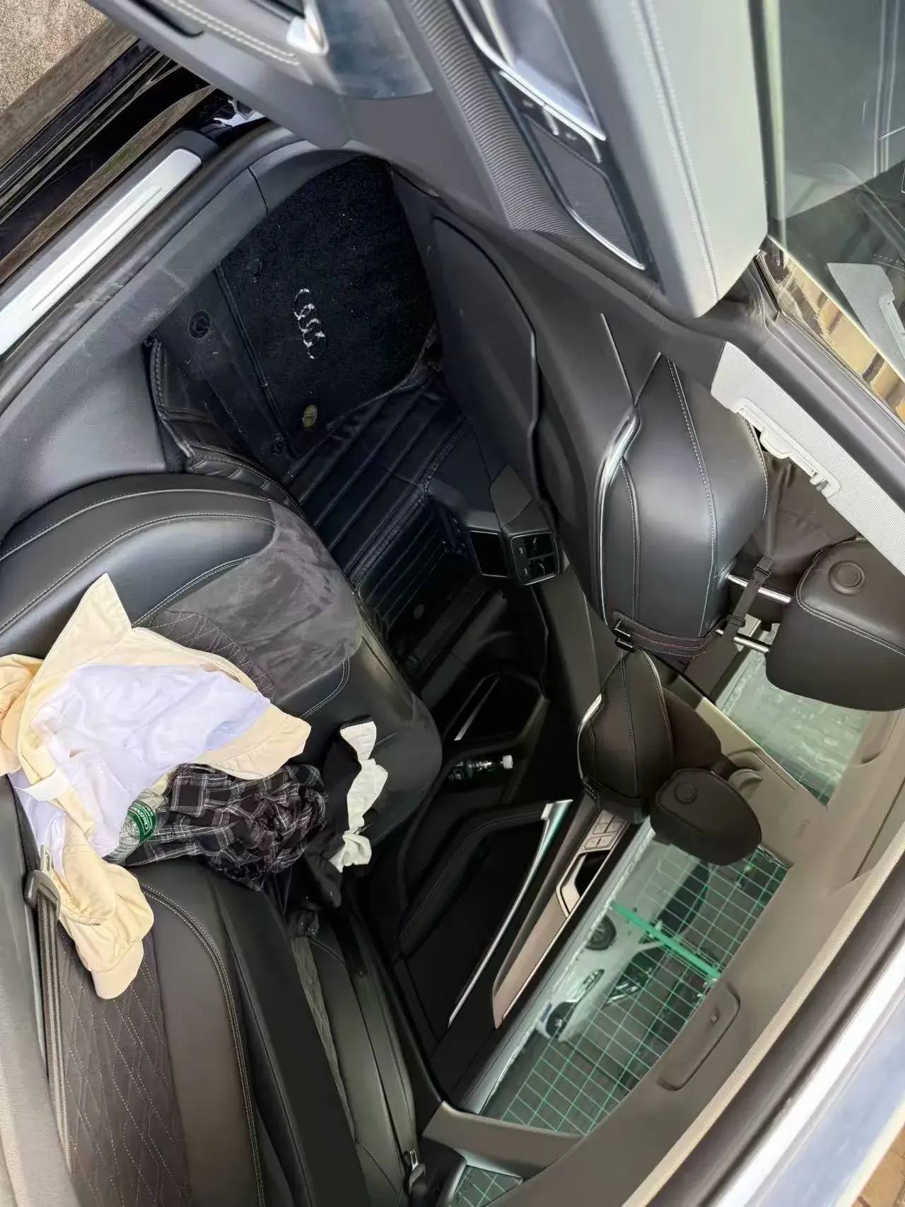 2024 AUDI A7L thumbnail 3