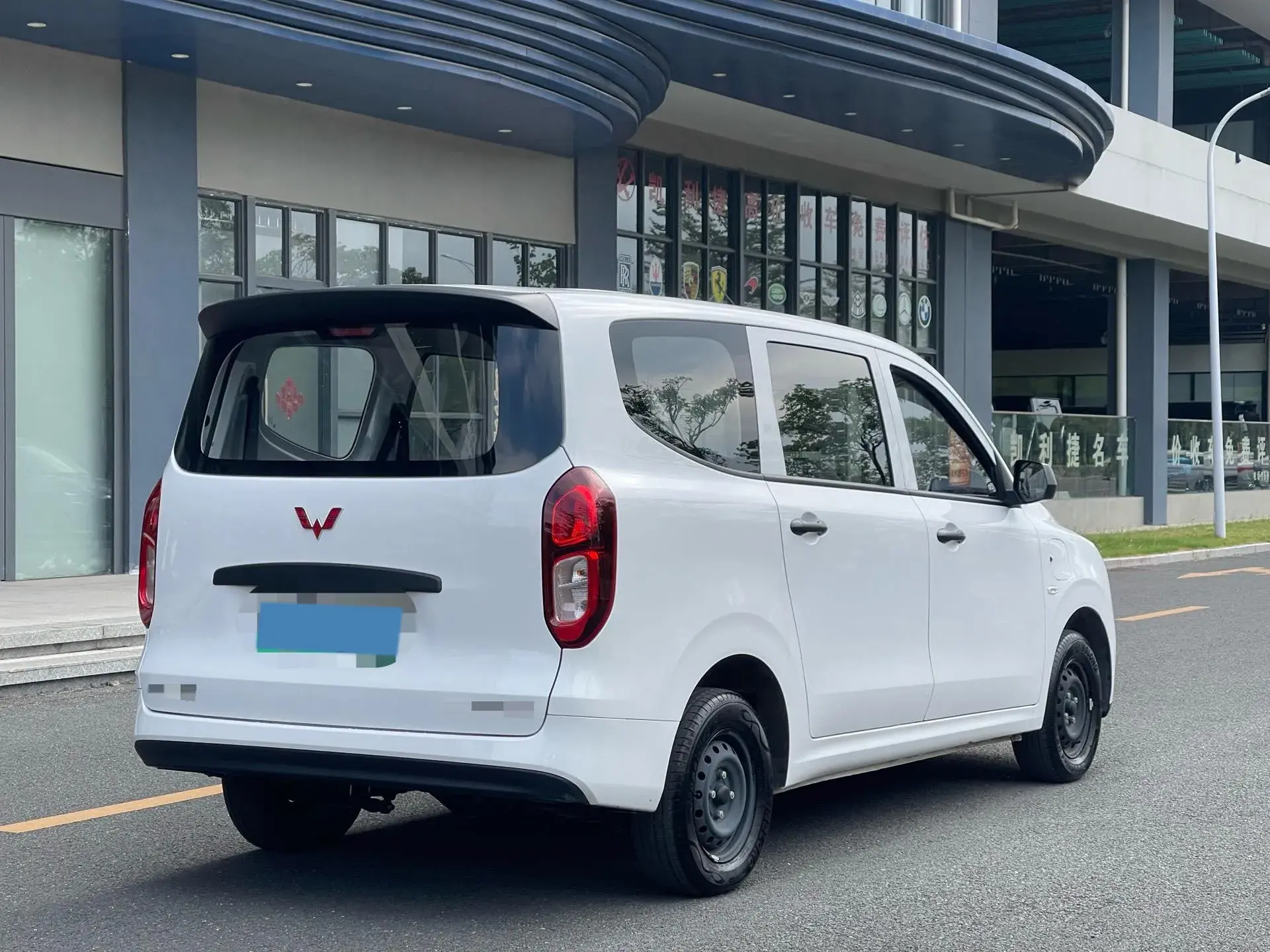 2024 WULING HONGGUANG thumbnail 4