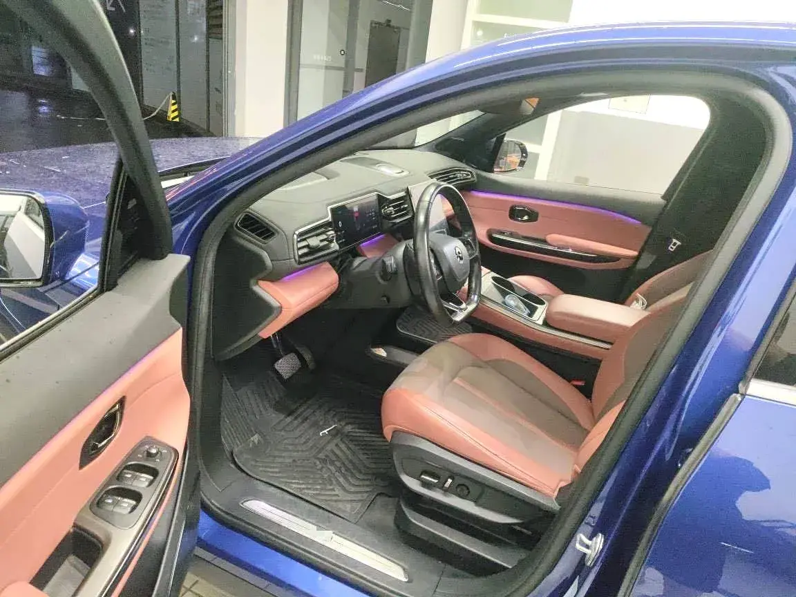 2020 NIO ES6 thumbnail 4