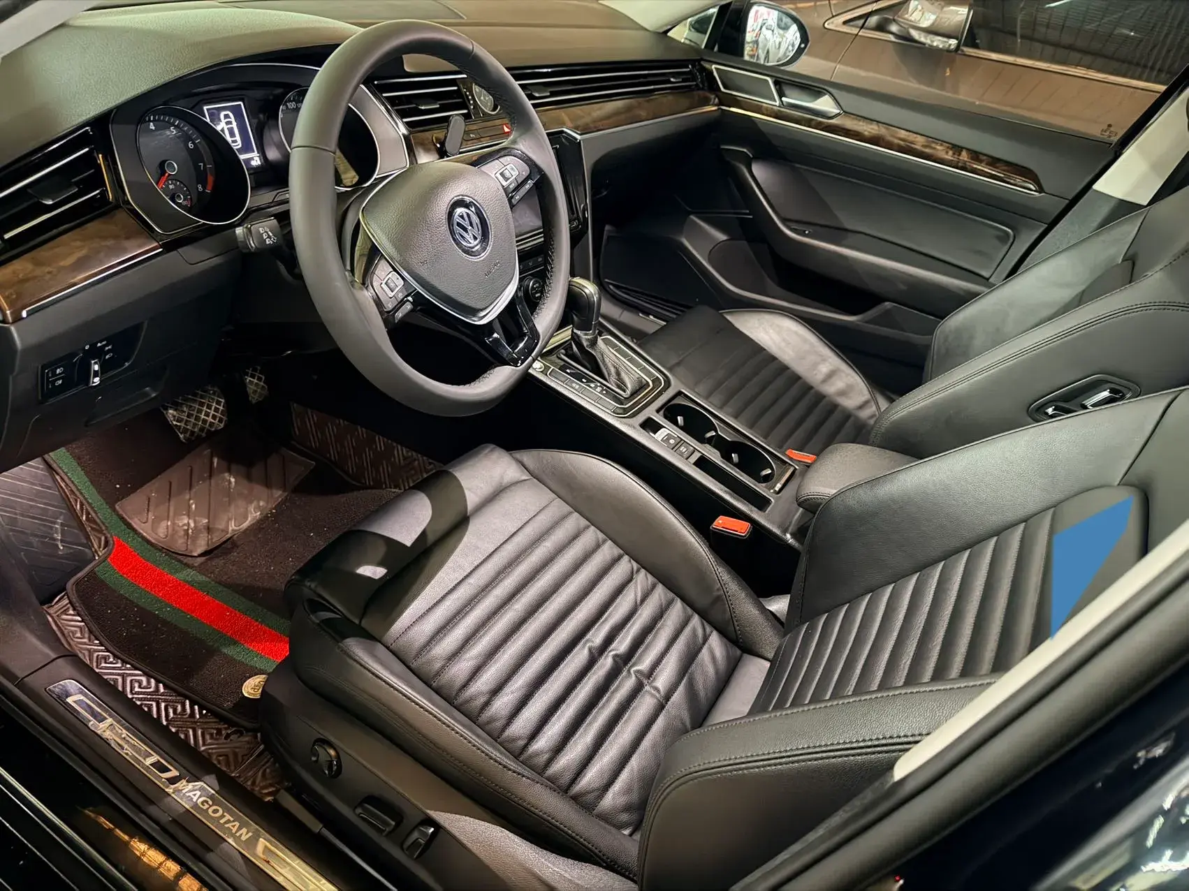 2019 VOLKSWAGEN MAGOTAN thumbnail 2