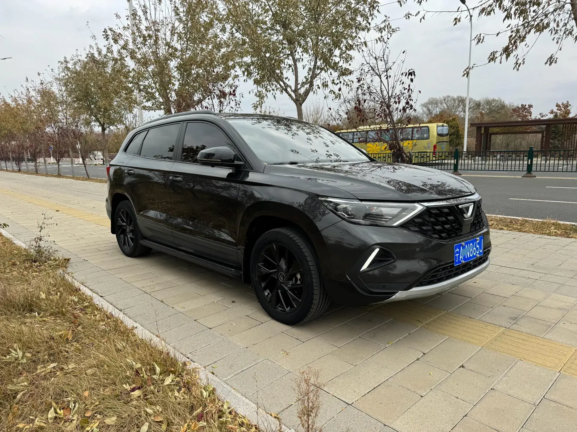 2022 JETTA VS7 thumbnail 3