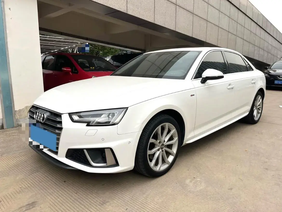 2019 AUDI A4L view 1