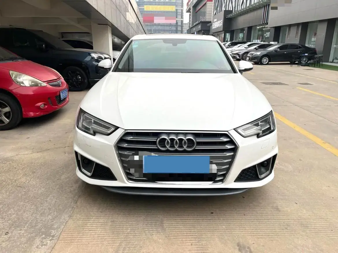 2019 AUDI A4L thumbnail 2