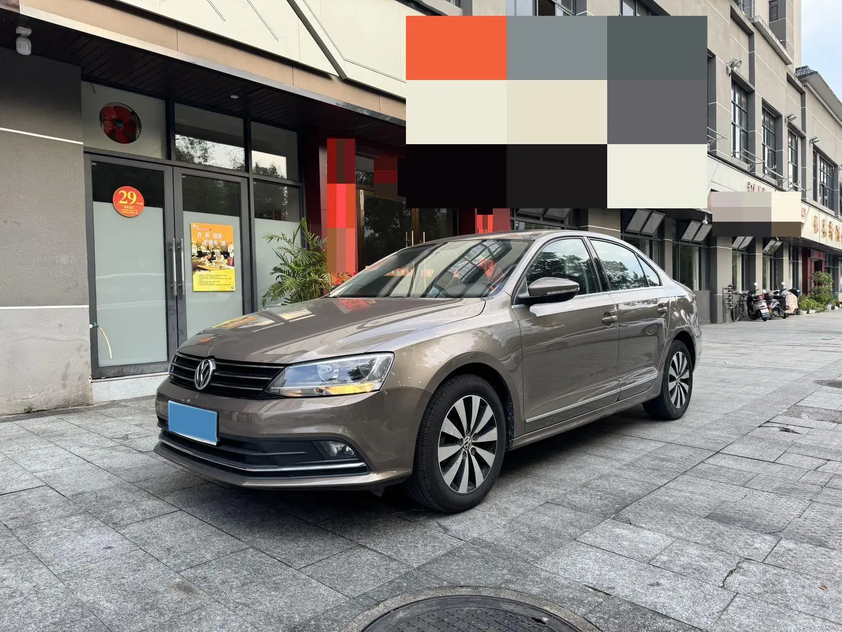 2018 VOLKSWAGEN SAGITAR view 1