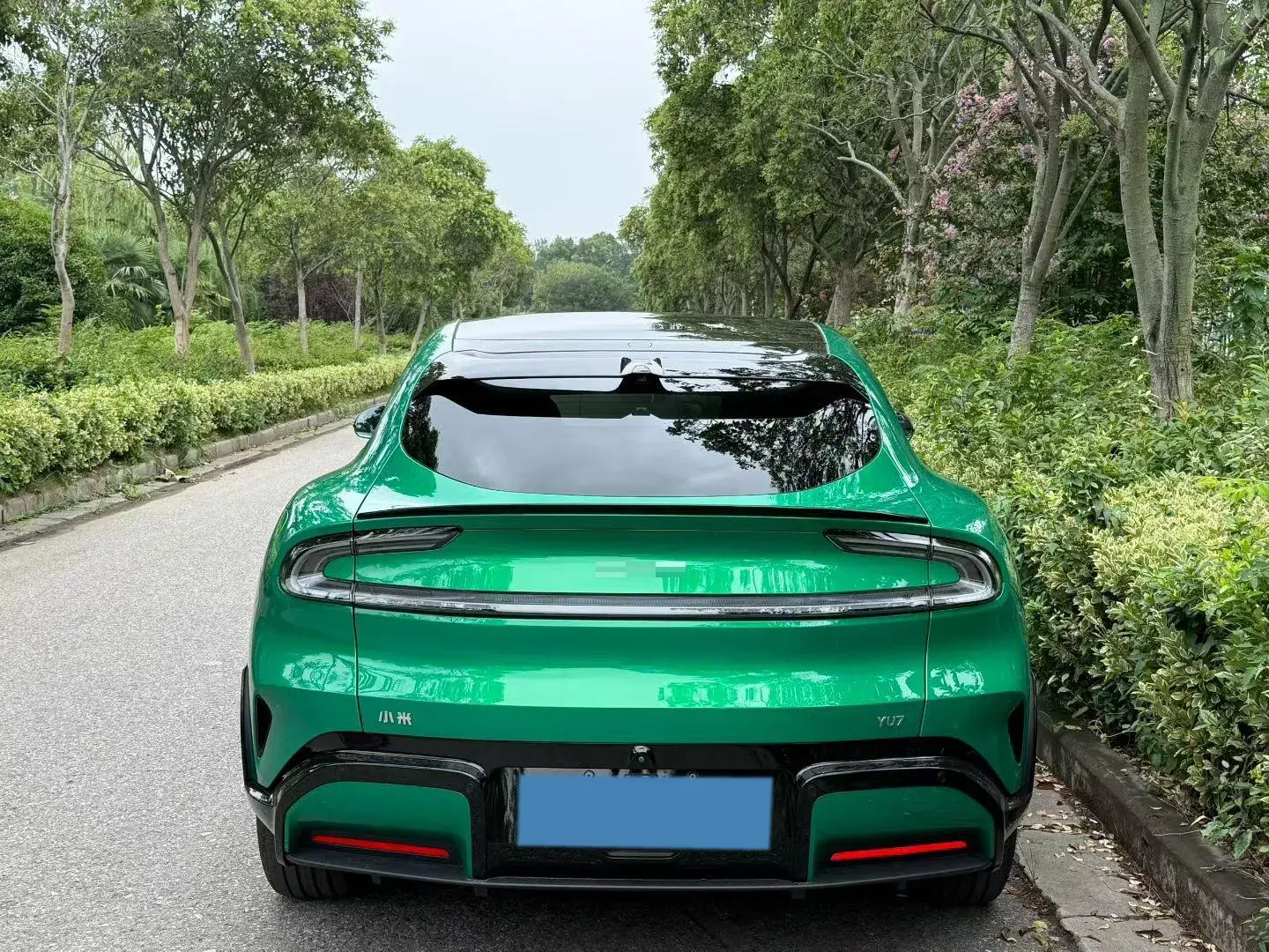 2025 MI YU7 thumbnail 4