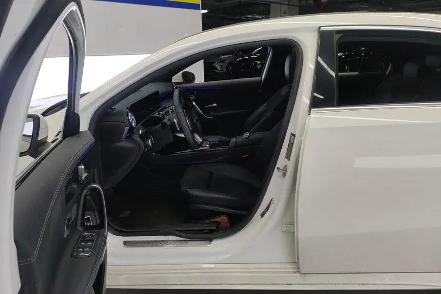 2020 MERCEDES-BENZ A thumbnail 3