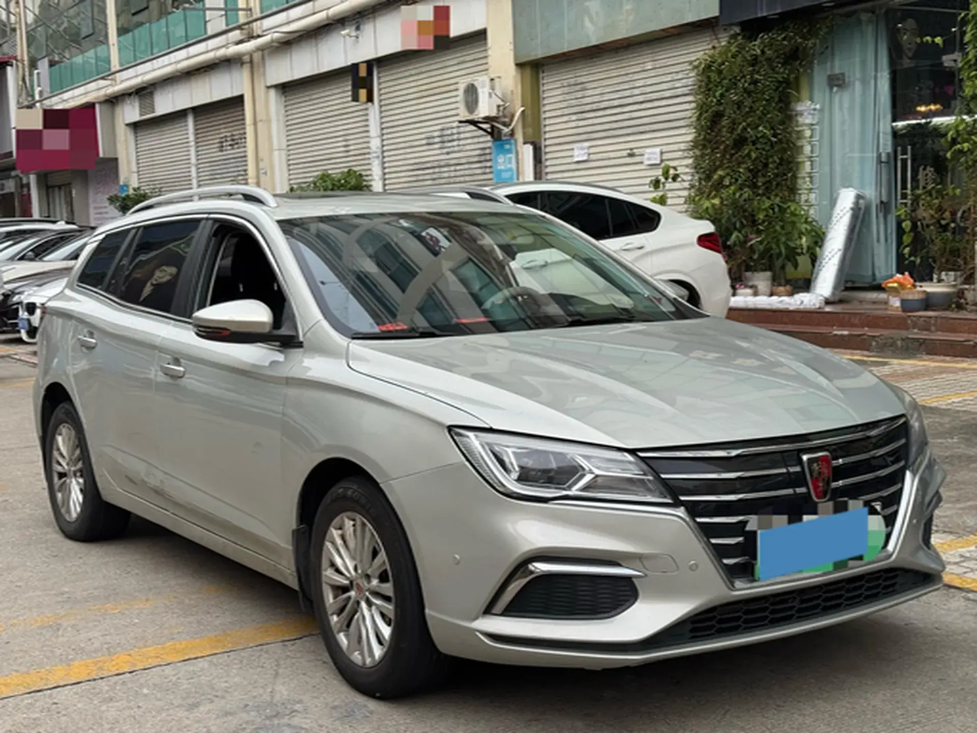 2019 ROEWE EI5 thumbnail 3