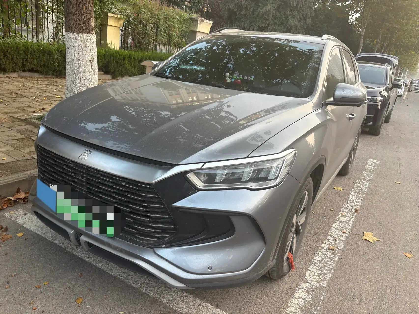 2024 BYD SONG view 1