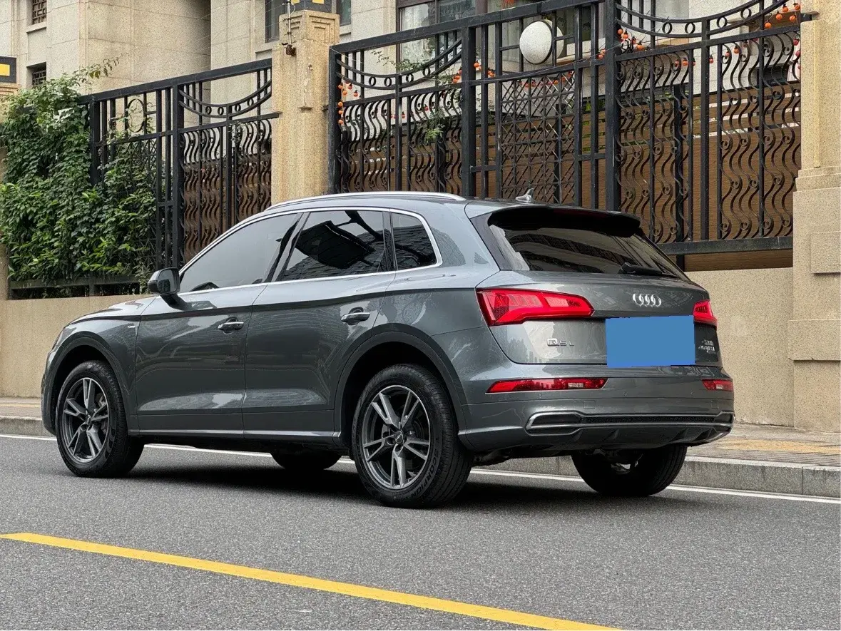 2020 AUDI Q5L thumbnail 2
