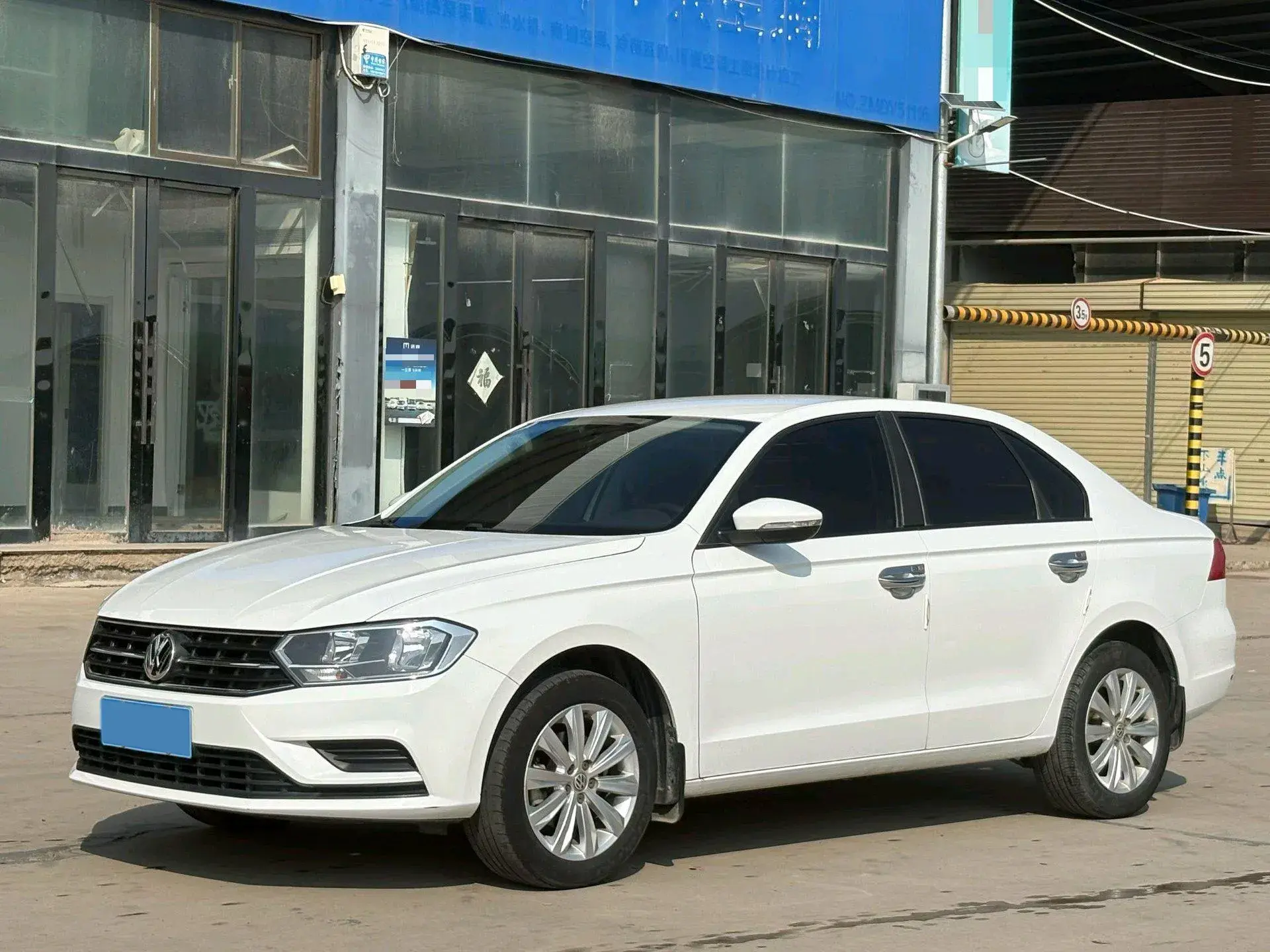 2019 VOLKSWAGEN BORA view 1