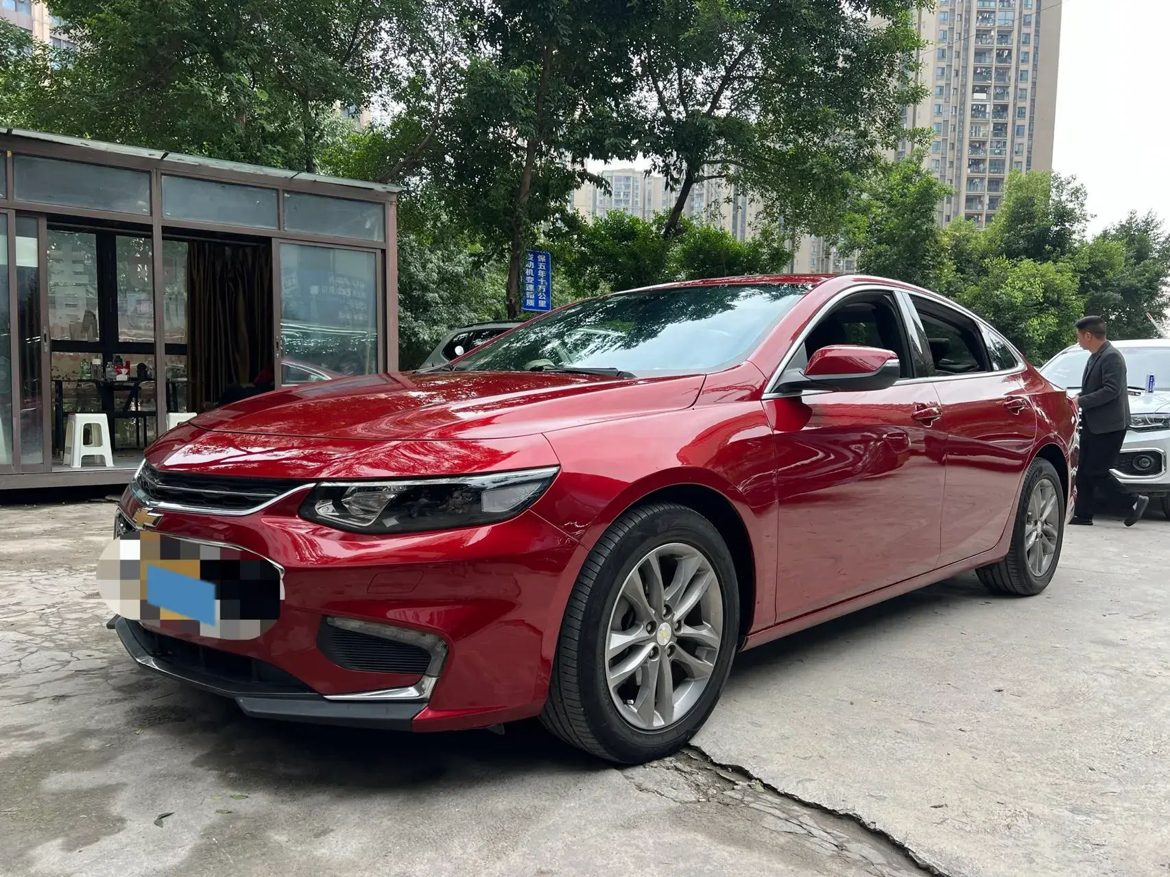 2018 CHEVROLET MALIBU view 1