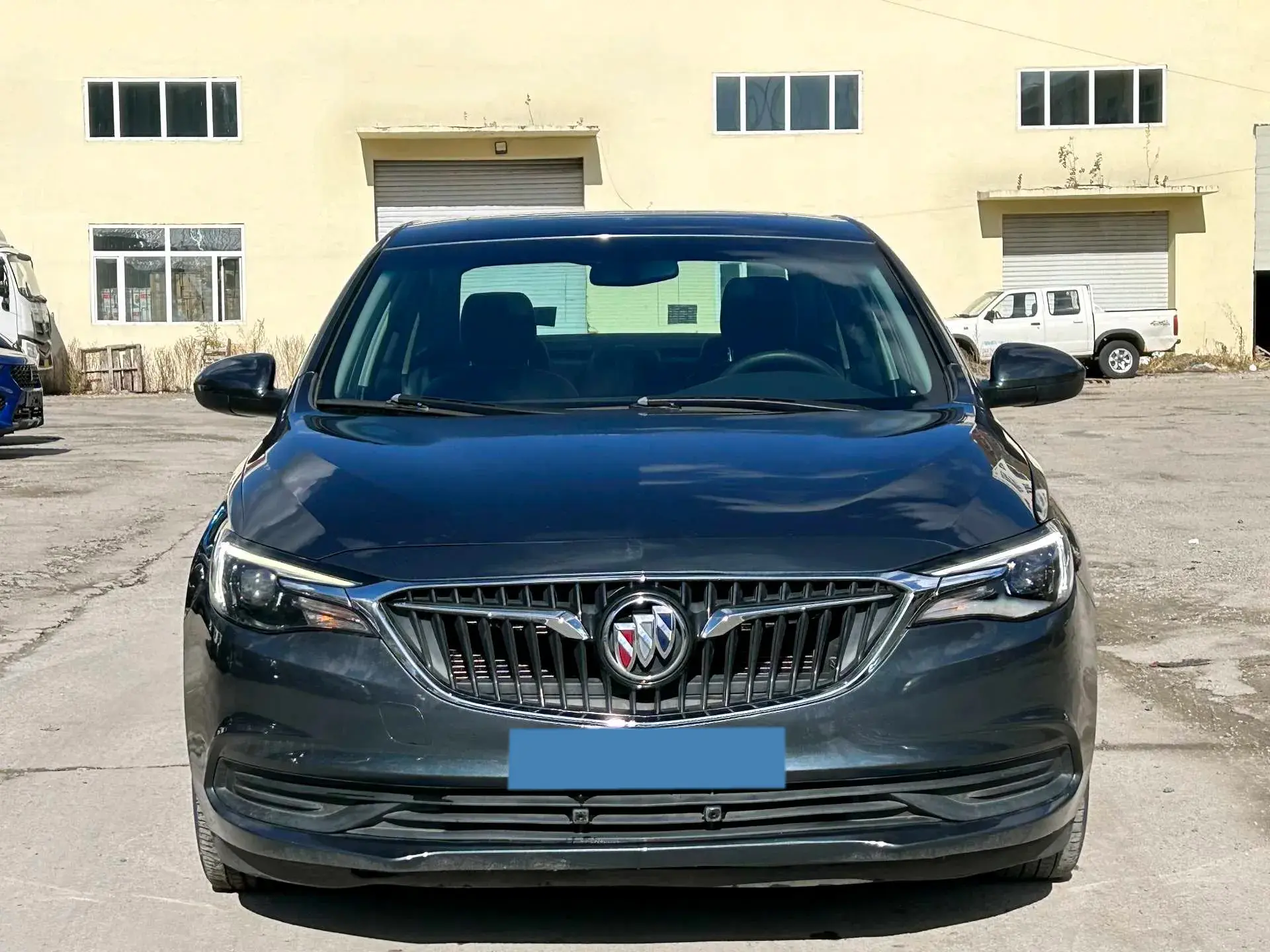 2021 BUICK EXCELLE thumbnail 3